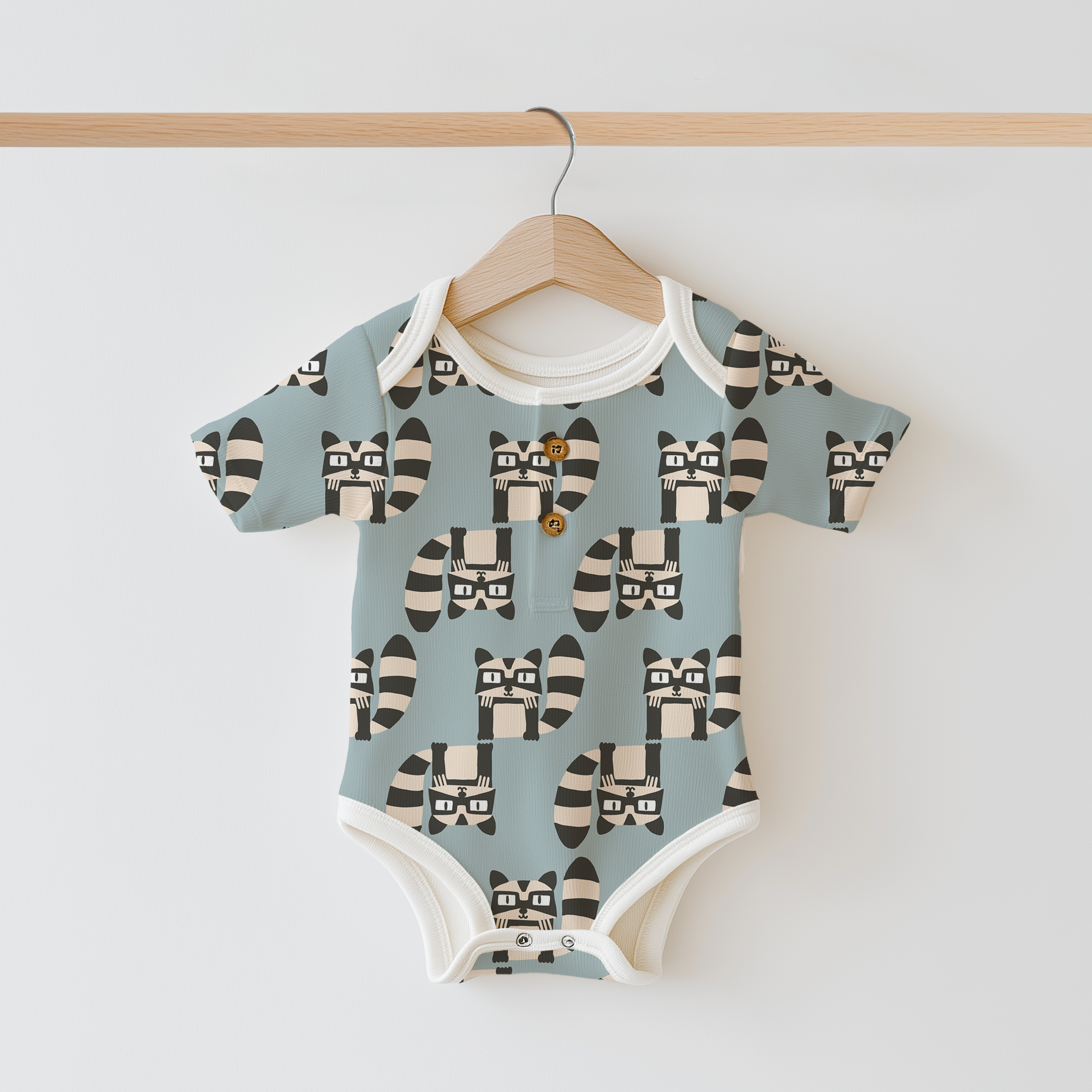 jessicahamilton-autumncritters-racoonromper.png