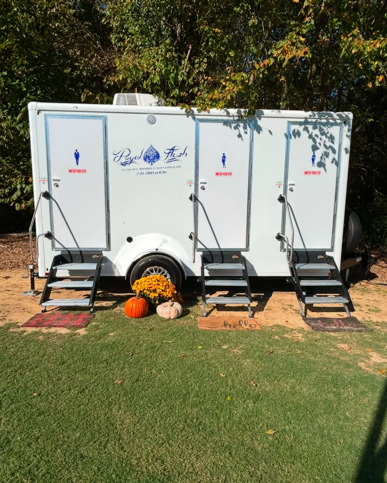 Royal Flush Photos-2.jpg