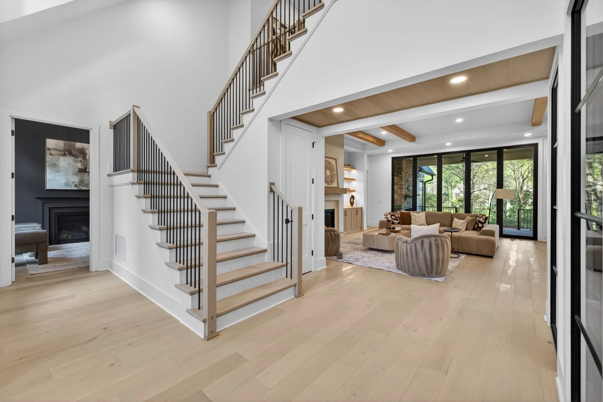 1209 Meadowood Ln, Charlotte-6.jpg