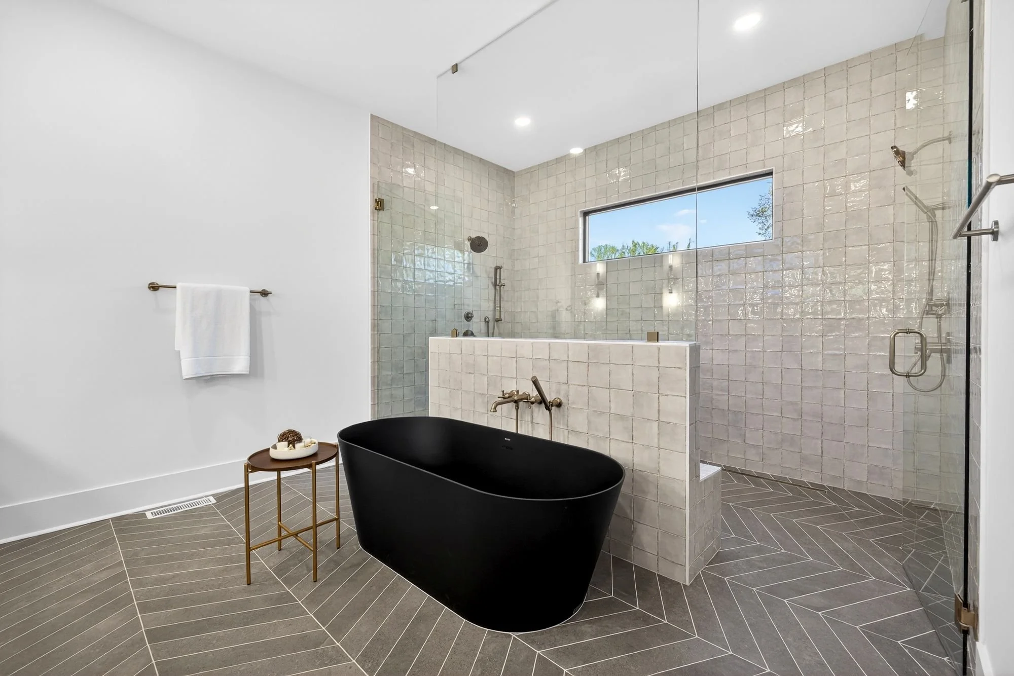 1209 Meadowood Ln, Charlotte-31.jpg