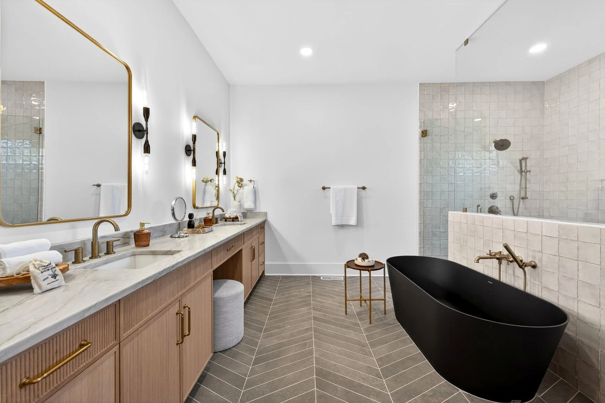 1209 Meadowood Ln, Charlotte-30.jpg