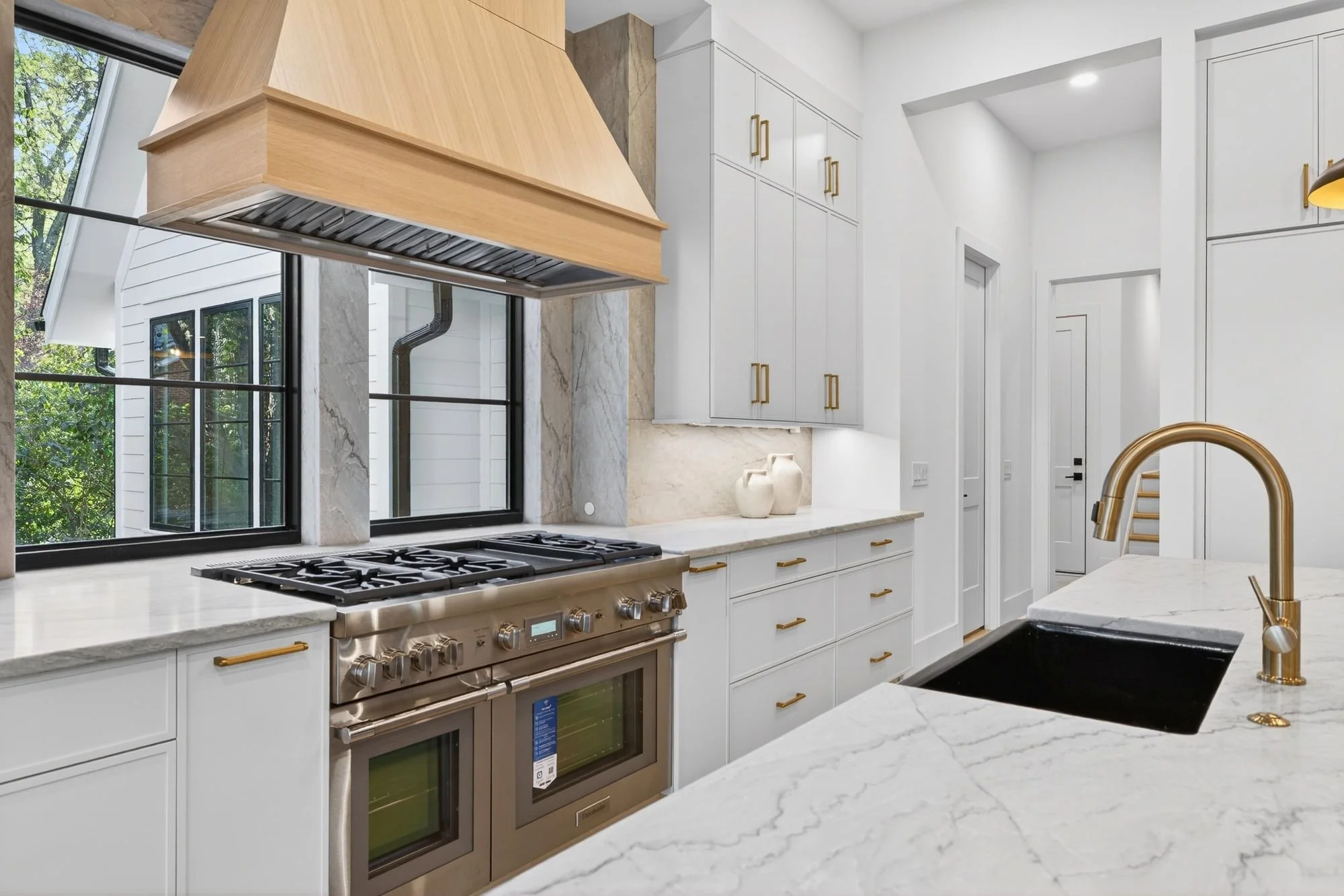 1209 Meadowood Ln, Charlotte-20.jpg