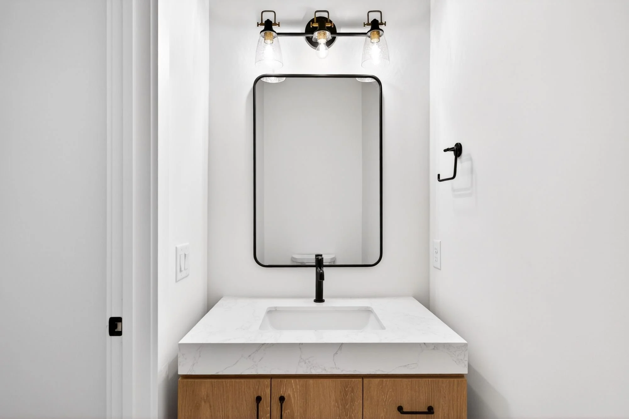 1209 Meadowood Ln, Charlotte-47.jpg