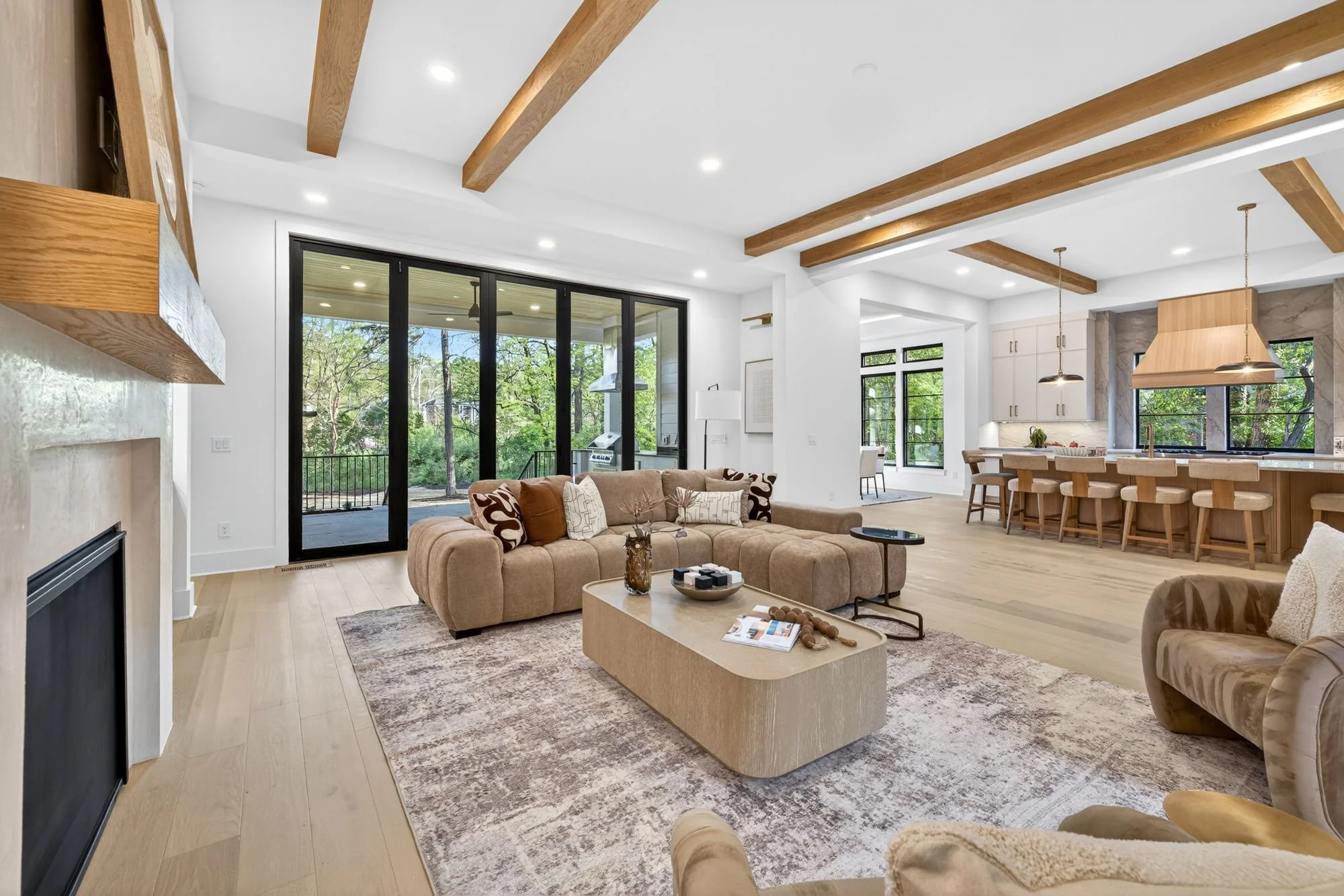 1209 Meadowood Ln, Charlotte-15.jpg