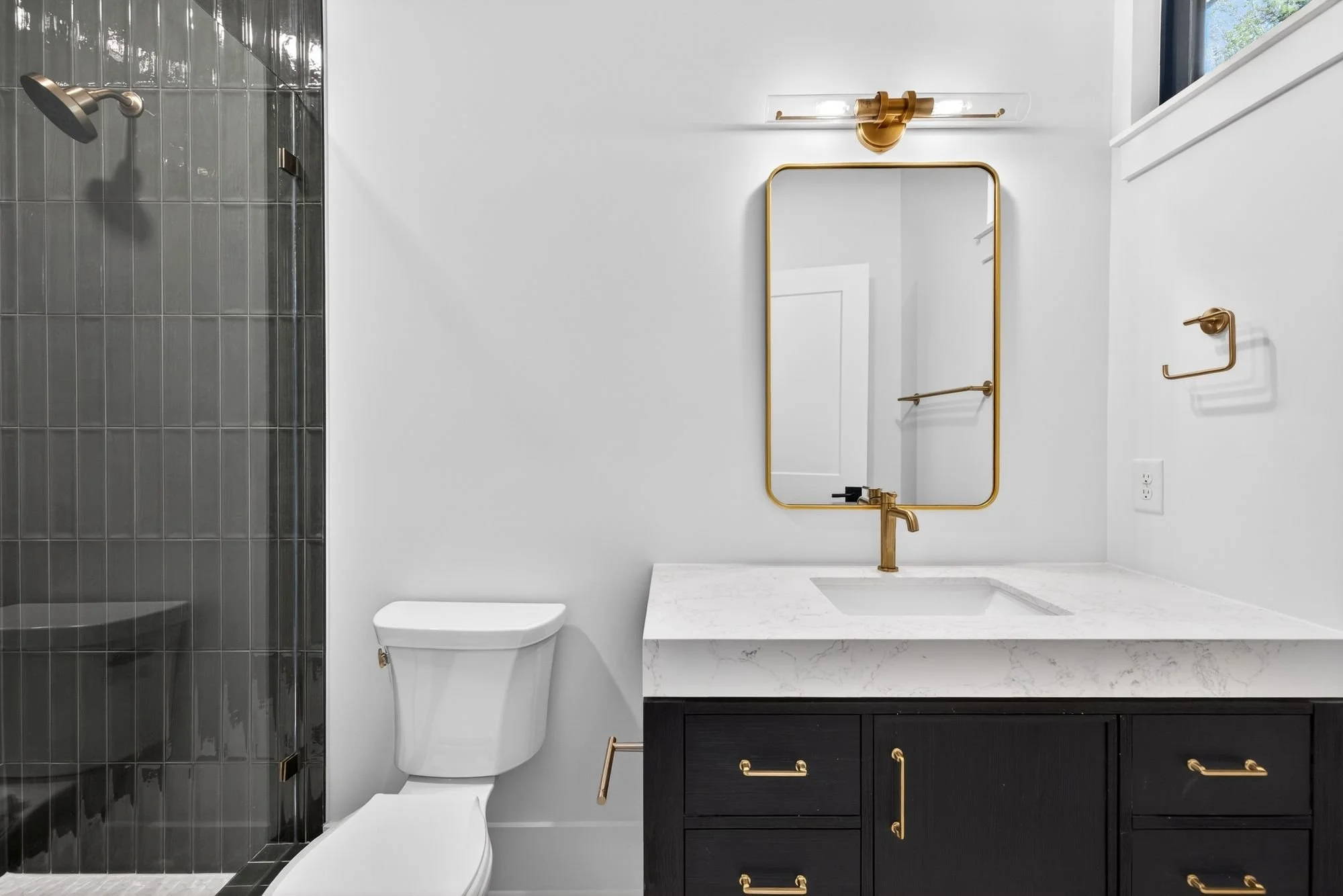 1209 Meadowood Ln, Charlotte-40.jpg