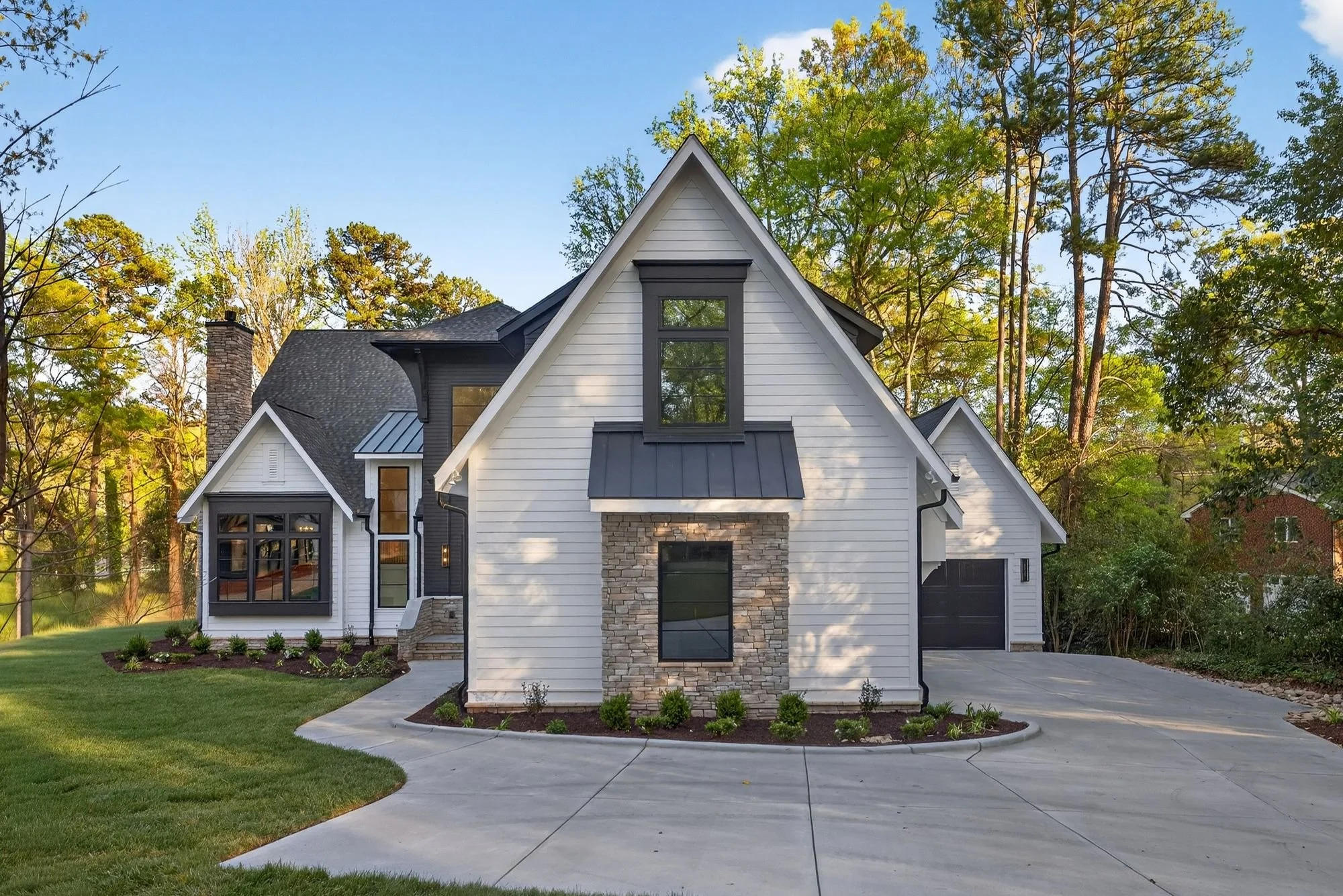 1209 Meadowood Ln, Charlotte-1.jpg