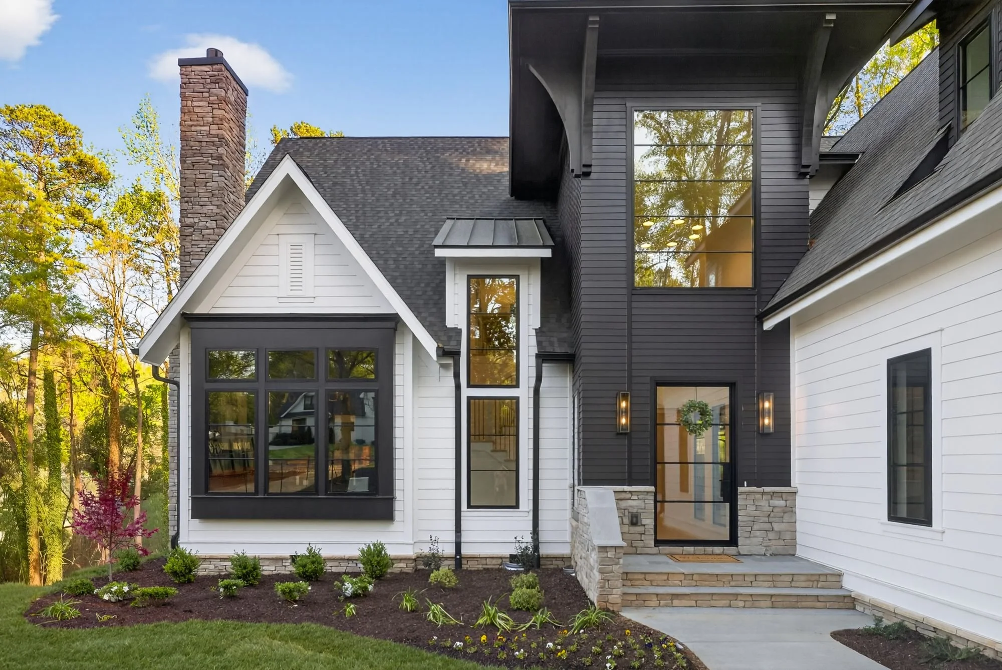 1209 Meadowood Ln, Charlotte-4.jpg