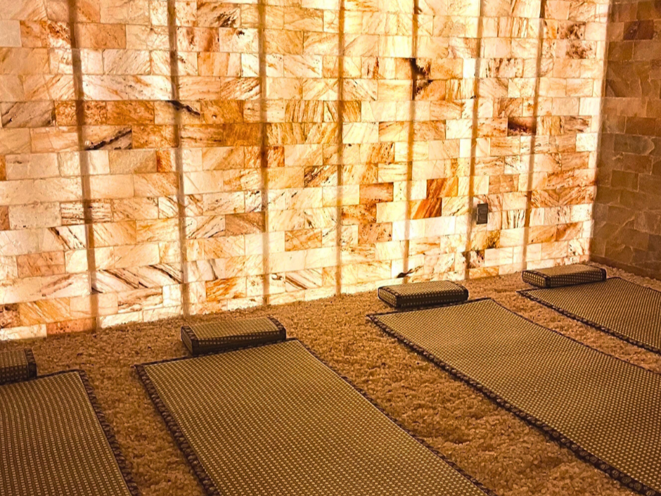 Himalayan Dry Salt Healing Room