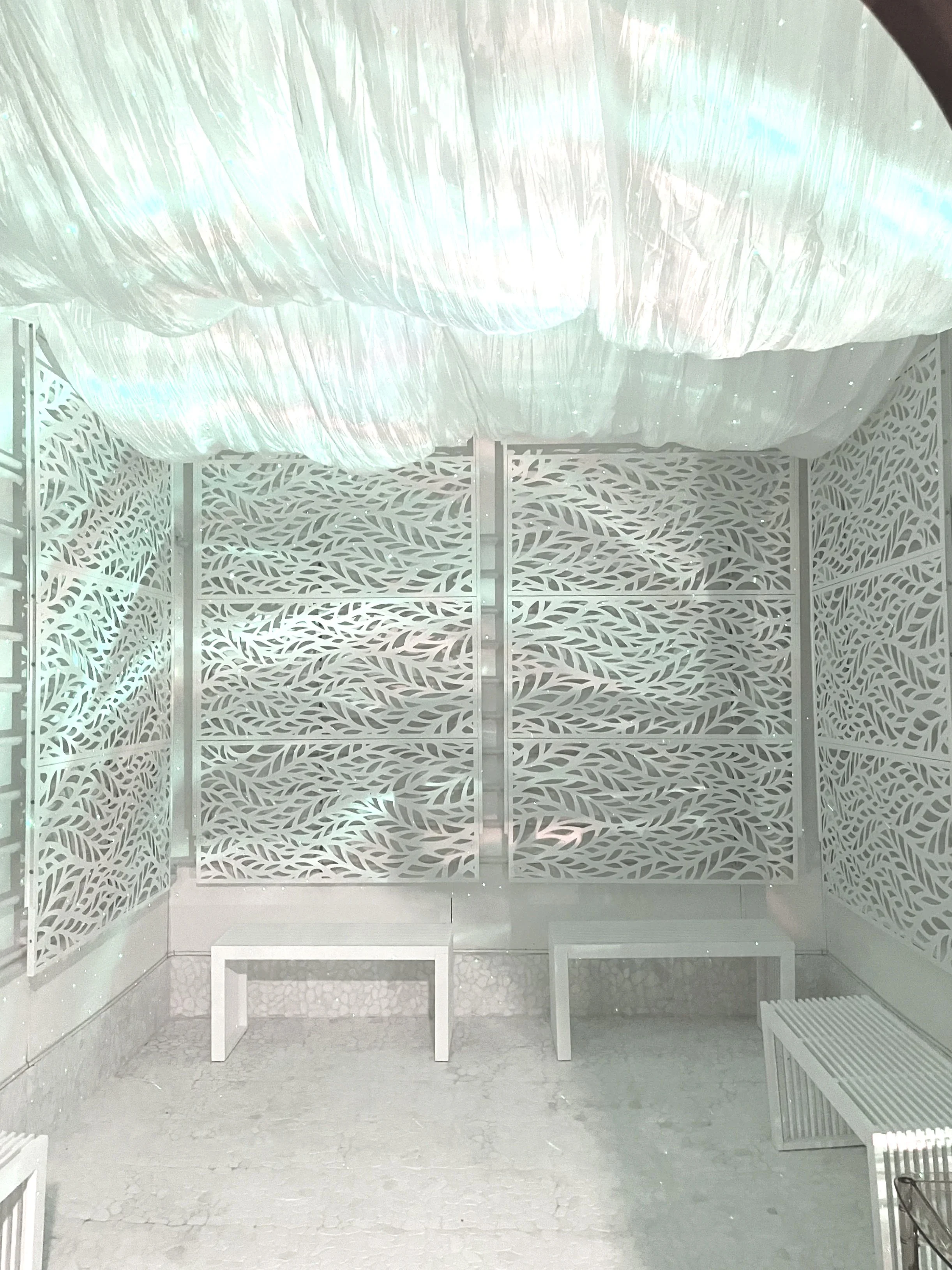 cold therapy room, cryotherapy room, cold exposure therapy, inflammation relief, pain relief therapy, muscle recovery cold therapy