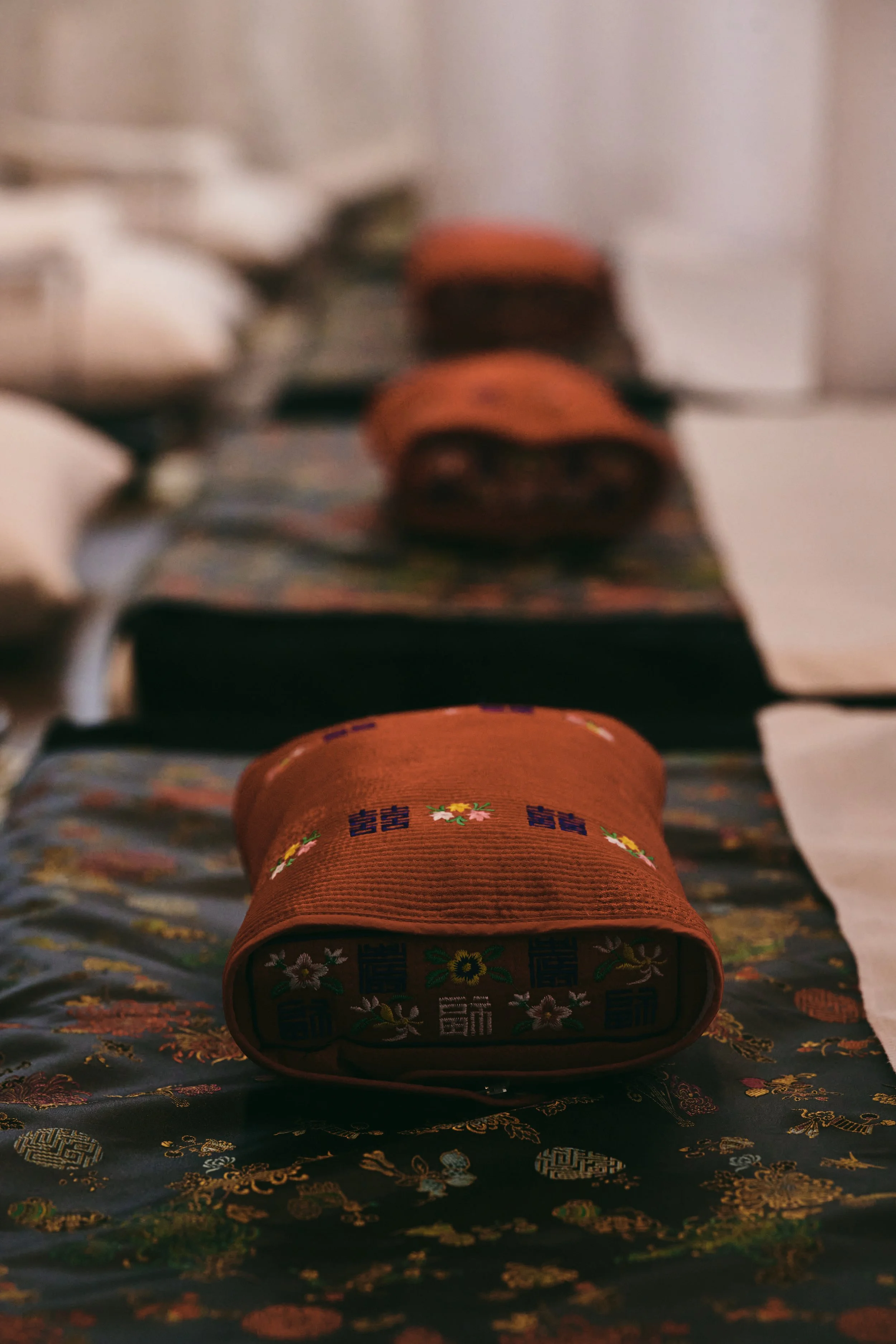 Traditional floor-based treatment room at Laurel Studio, inspired by Korean ondol culture for a calm skincare experience.