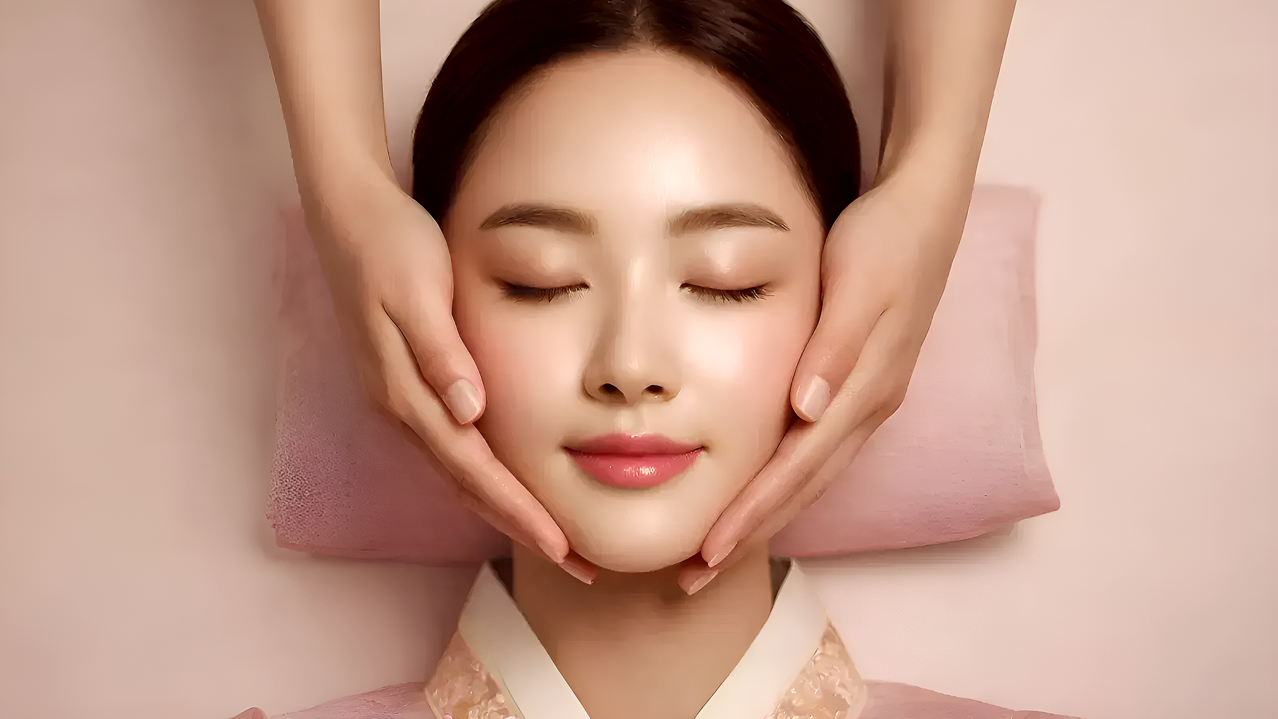 Personalized skincare treatment at Laurel Studio Seoul — ingredient-based facial care designed by a cosmetics industry expert for individual skin needs