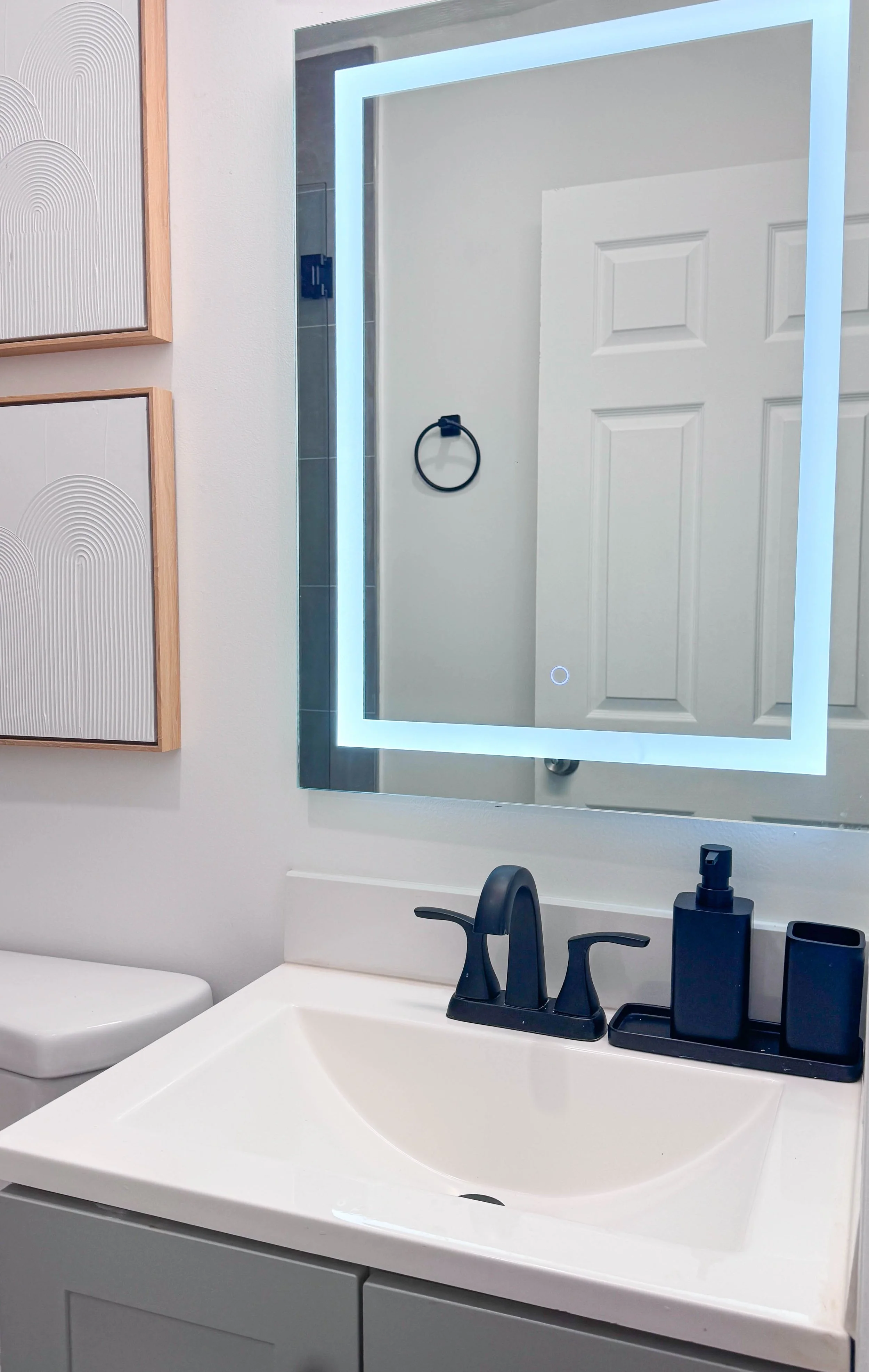 223 - unit 2 edited bathroom-2.jpg