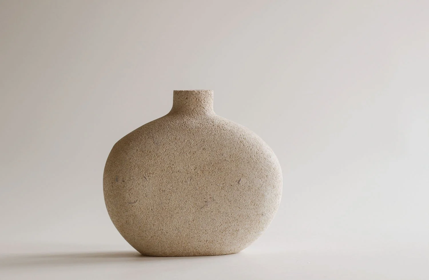 Stem Vase Bath Stone medium.jpg