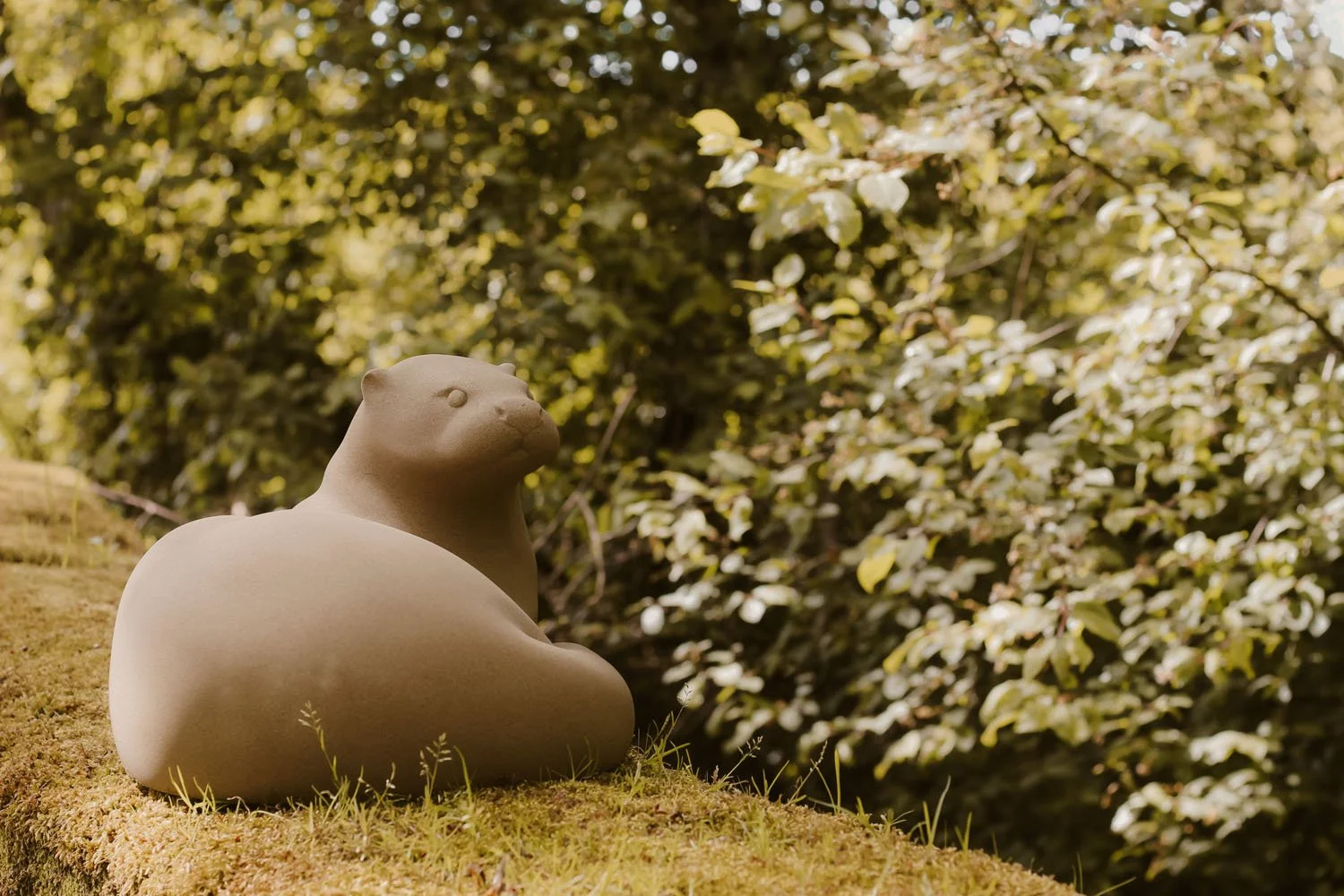 Commission Story — Hillsborough Castle Otter