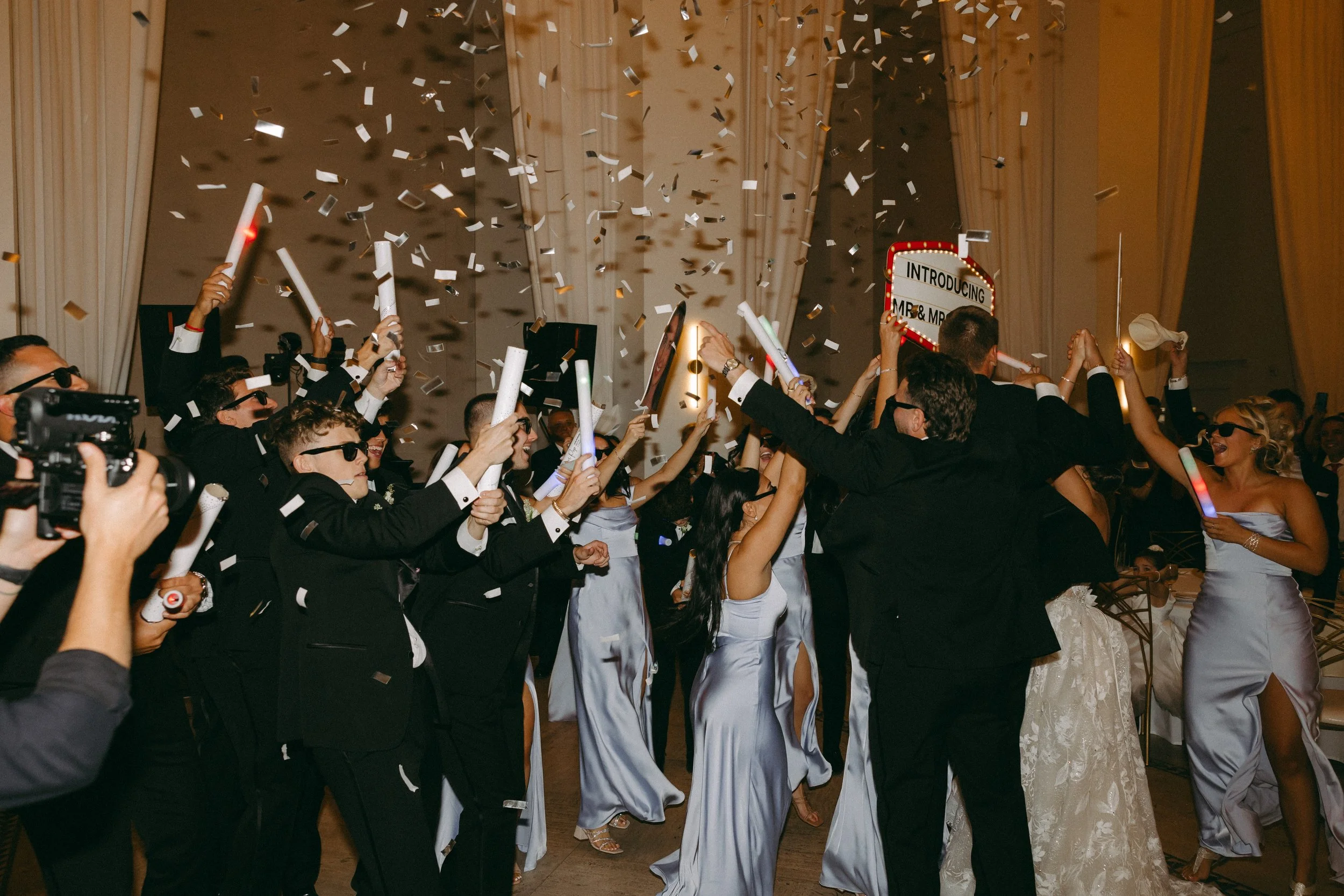 DJ MICHAEL KHOURY - BUFFALO ROCHESTER WEDDING DJ - WEBSITE BY ML STUDIOS