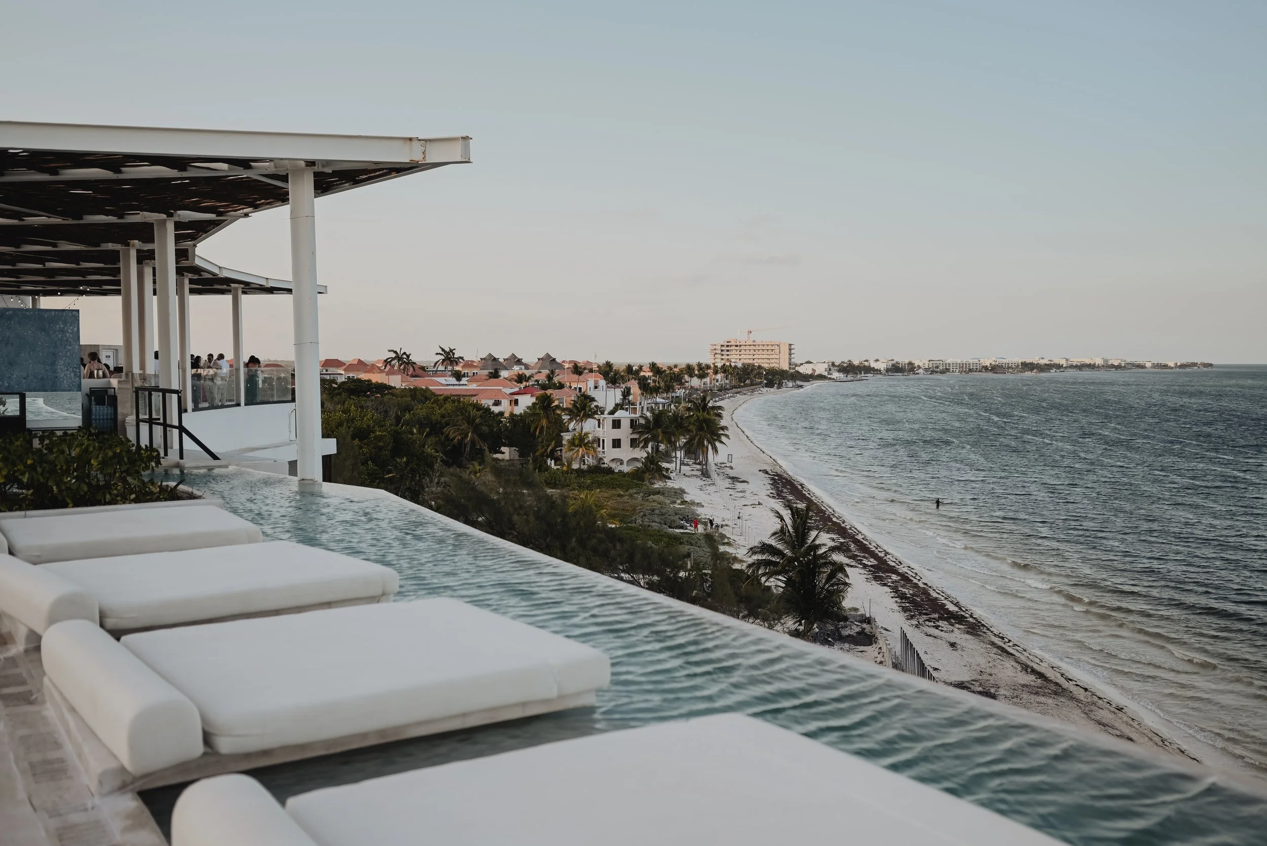 DJ MICHAEL KHOURY - BUFFALO ROCHESTER WEDDING DJ - WEBSITE BY ML STUDIOS