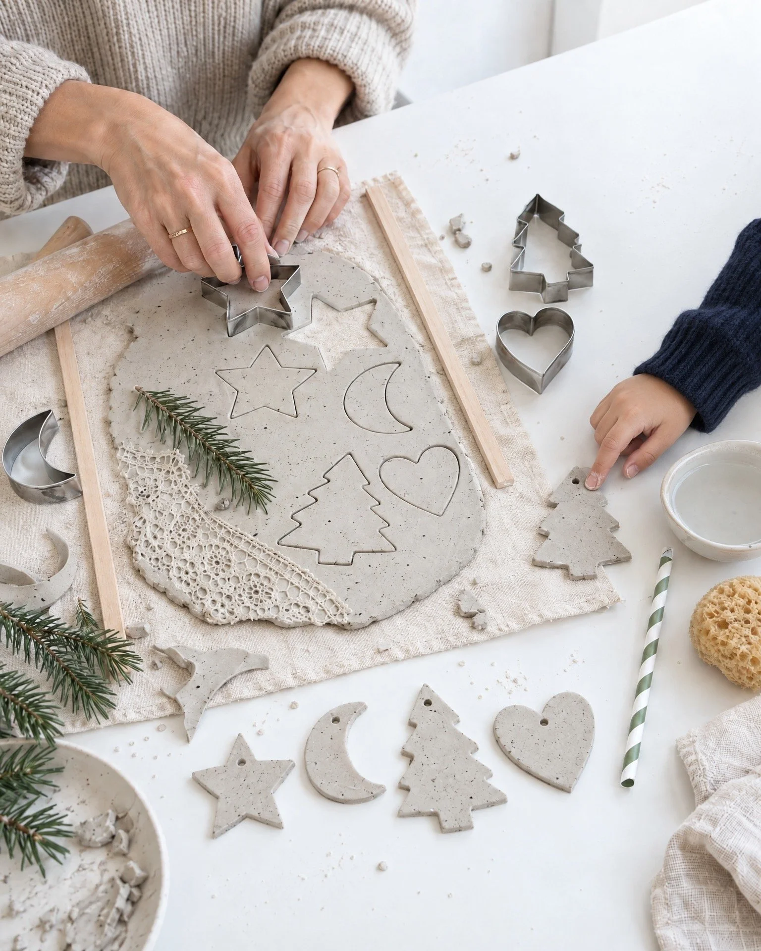 Parent & Child Christmas Ceramics Workshop | Tuesday 3rd November 9:30-12:00