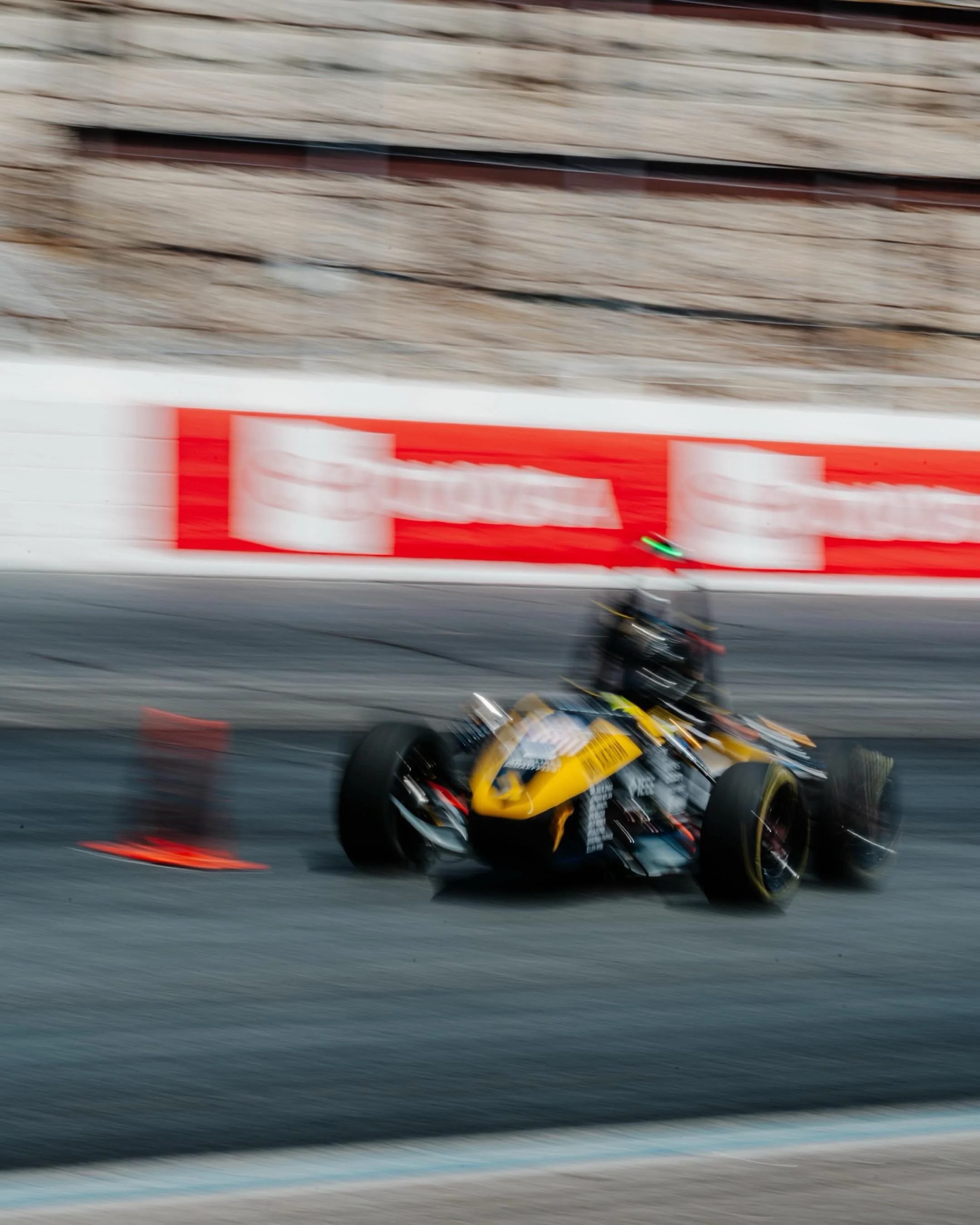 04/26/30
Pushing the power button on @formulahybridelectric at @nhms ⚡️🏁

Thank y&rsquo;all for the hospitality, until next season ✌️

#racecar #racing #college #photography