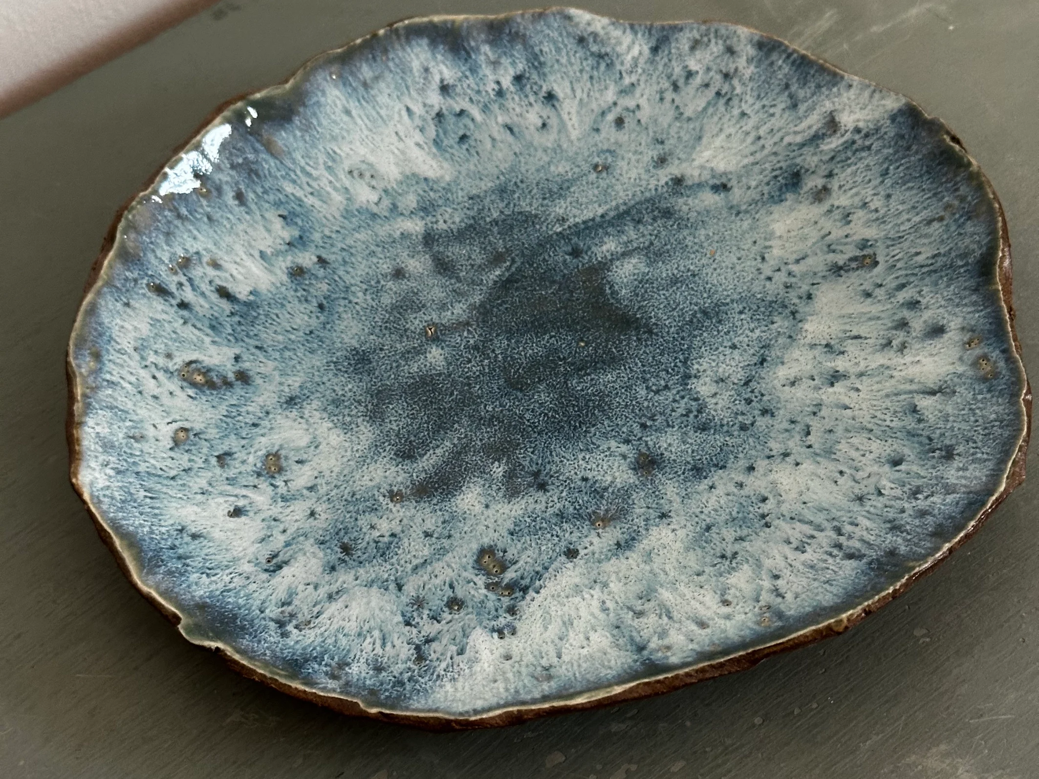 Assiette en grès — Blue Swirl — Athene Ceramics