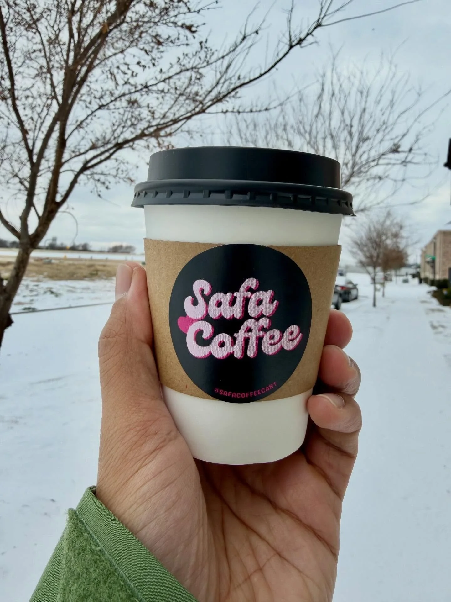 It&rsquo;s a hot drink kind of day ❄️☕️

#coffee #snowstorm #dallassnow #dallas #latte