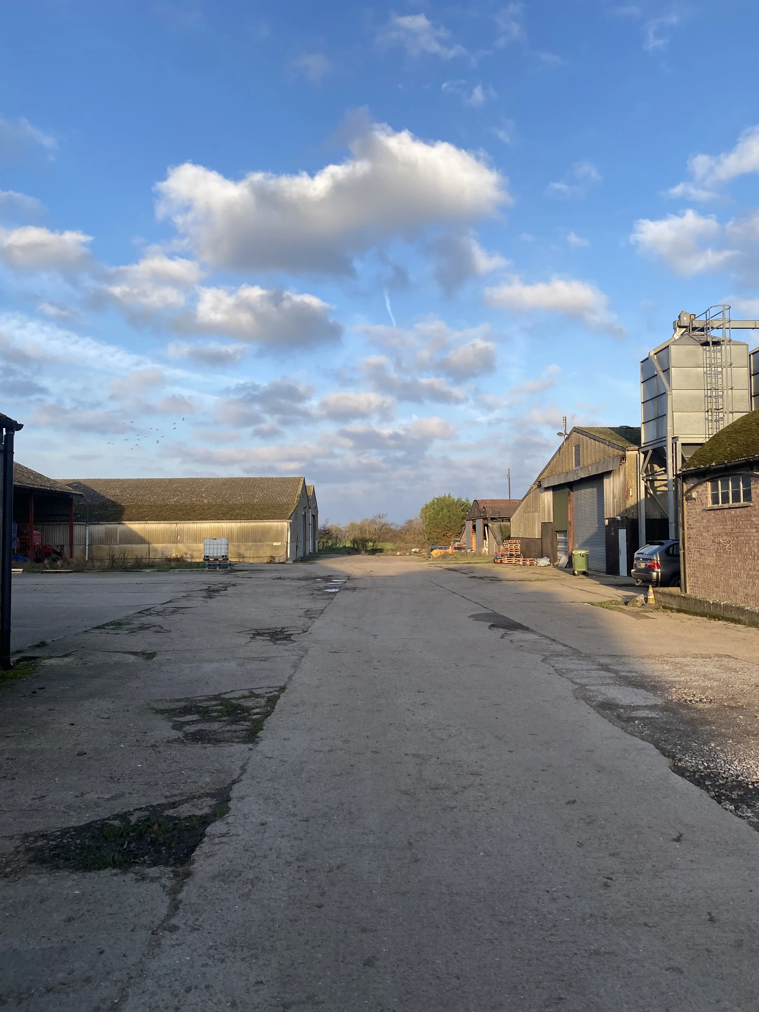 Rural business units converted farm buildings Chalgrove
