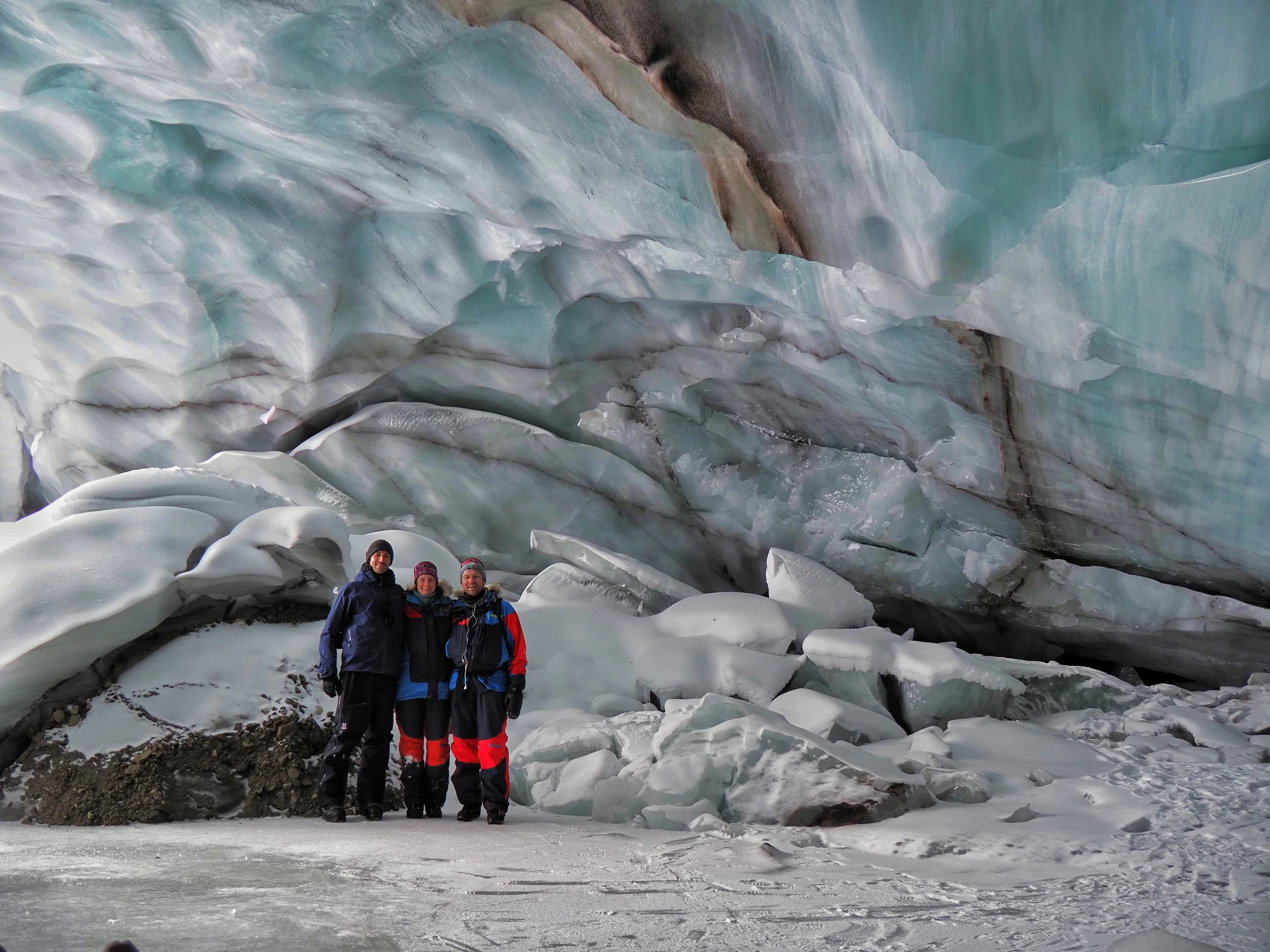 guests inside a meltwater channel