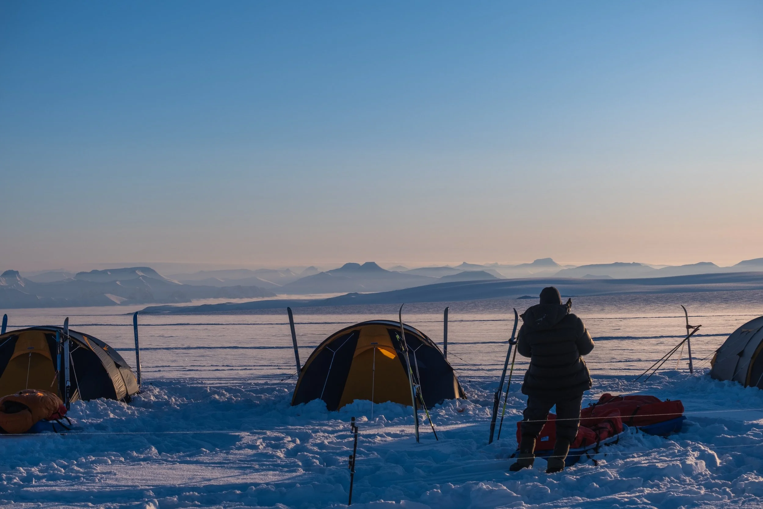 Svalbard South to North, tent camp on Lomonosovfonna Svalbard
