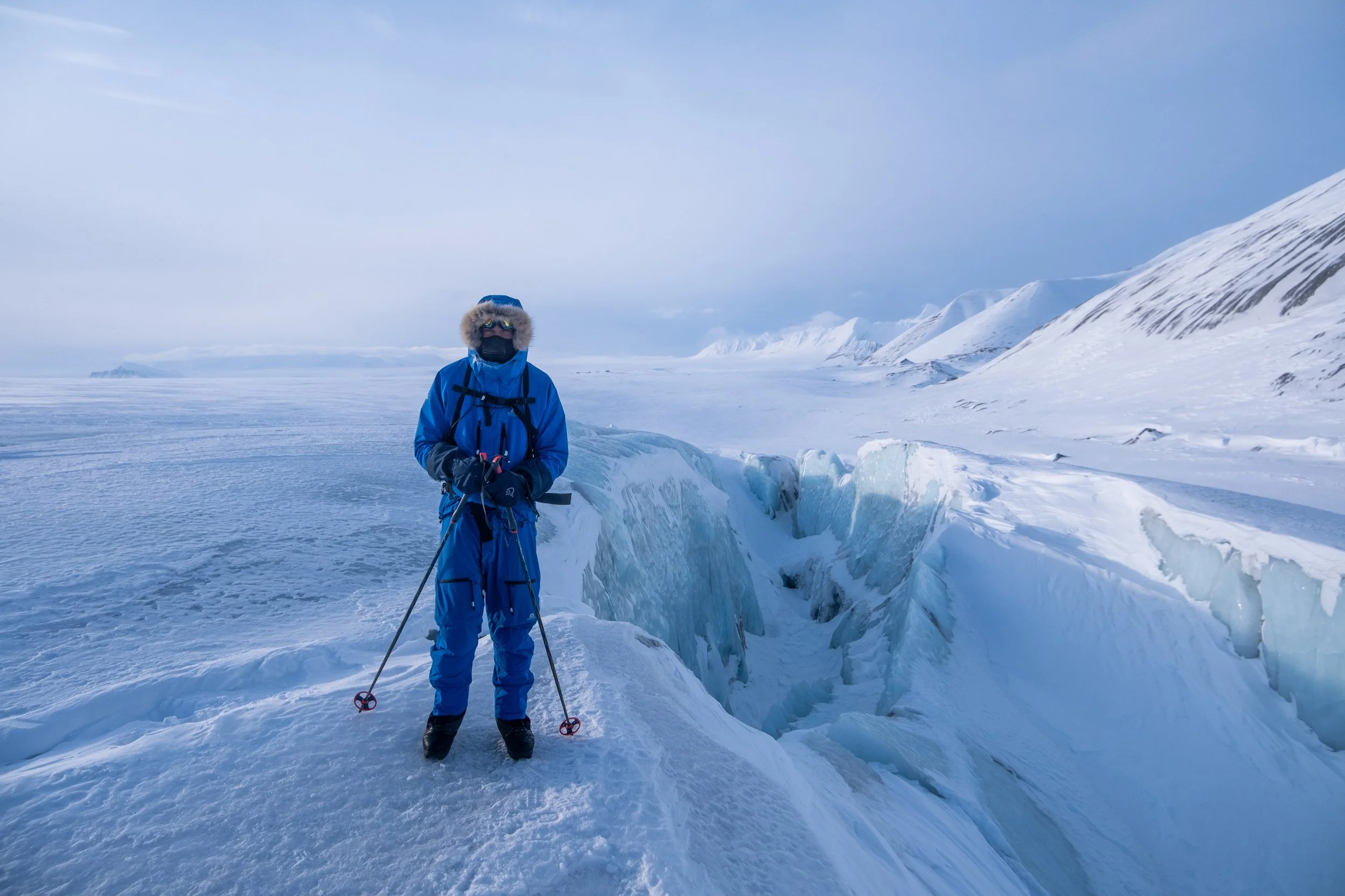 A crevasse on Flatbreen
