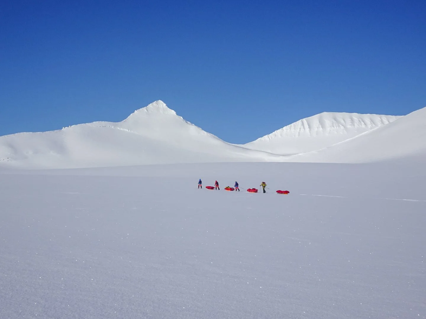 Svalbard på tvers. Svalbard East to West. Svalbard Crossing. Spitsbergen crossing. 