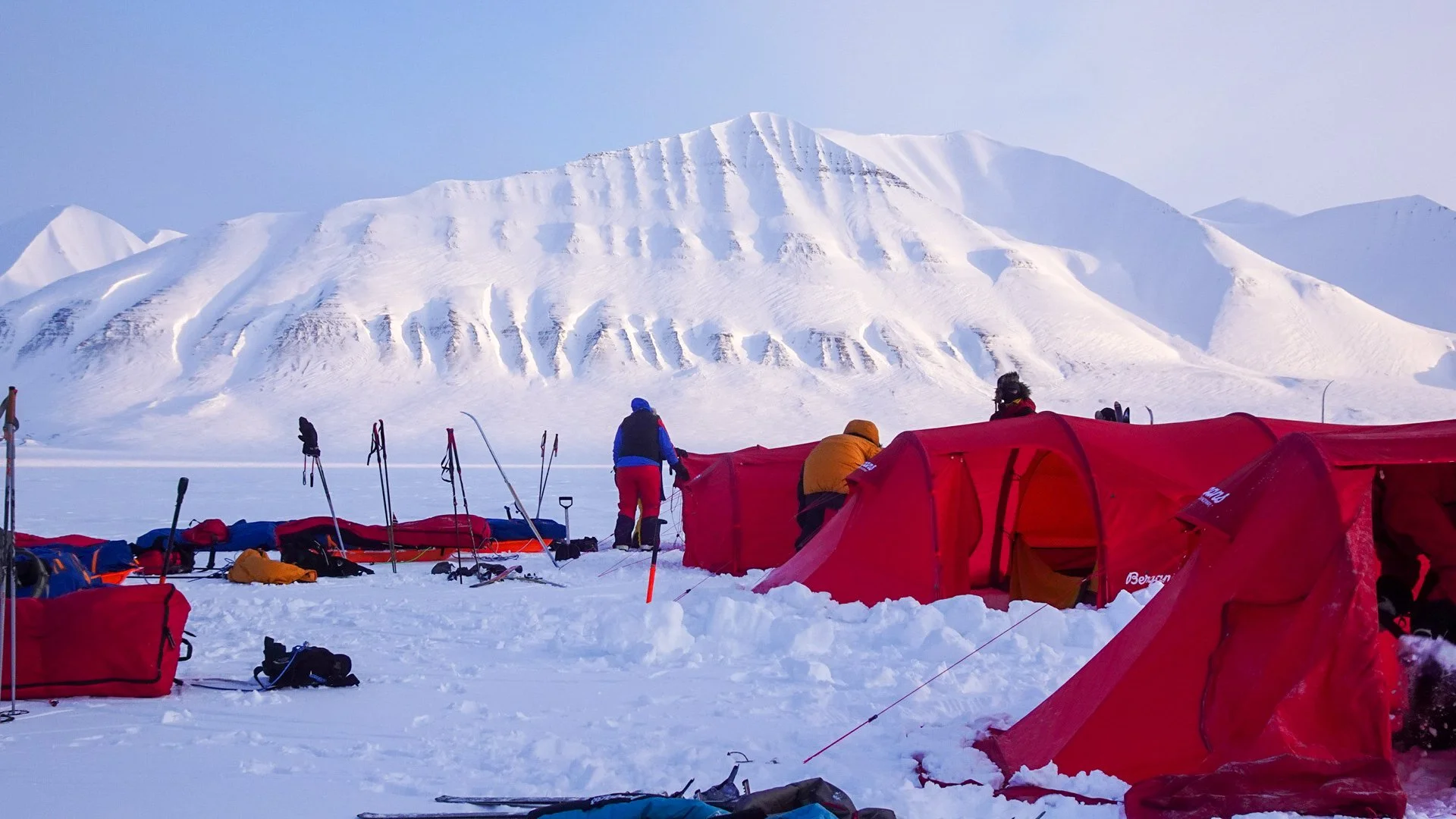 Svalbard på tvers. Svalbard East to West. Svalbard Crossing. Spitsbergen crossing. 