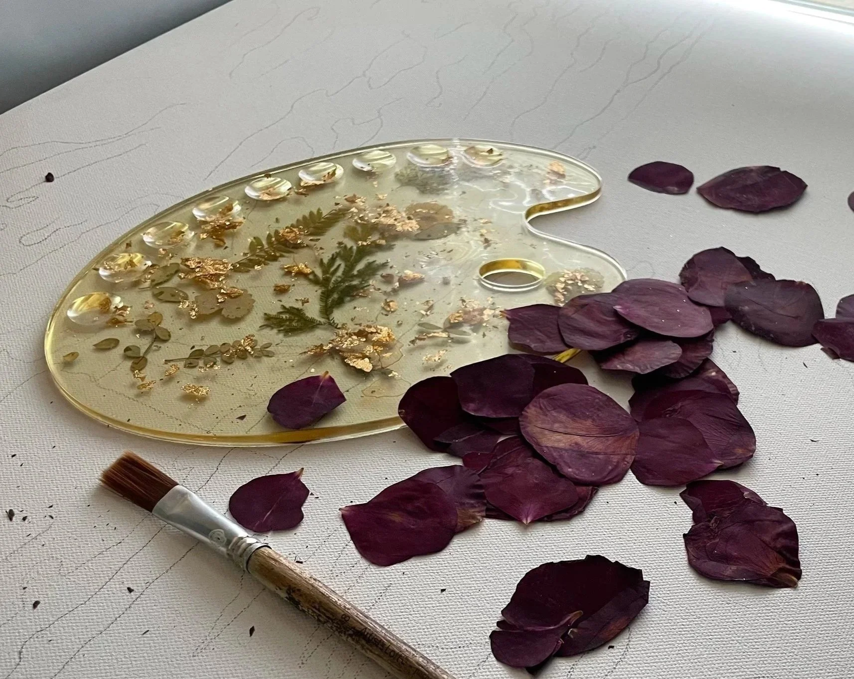 Pressed Flowers vs Resin: Ways to Preserve Wedding Flowers