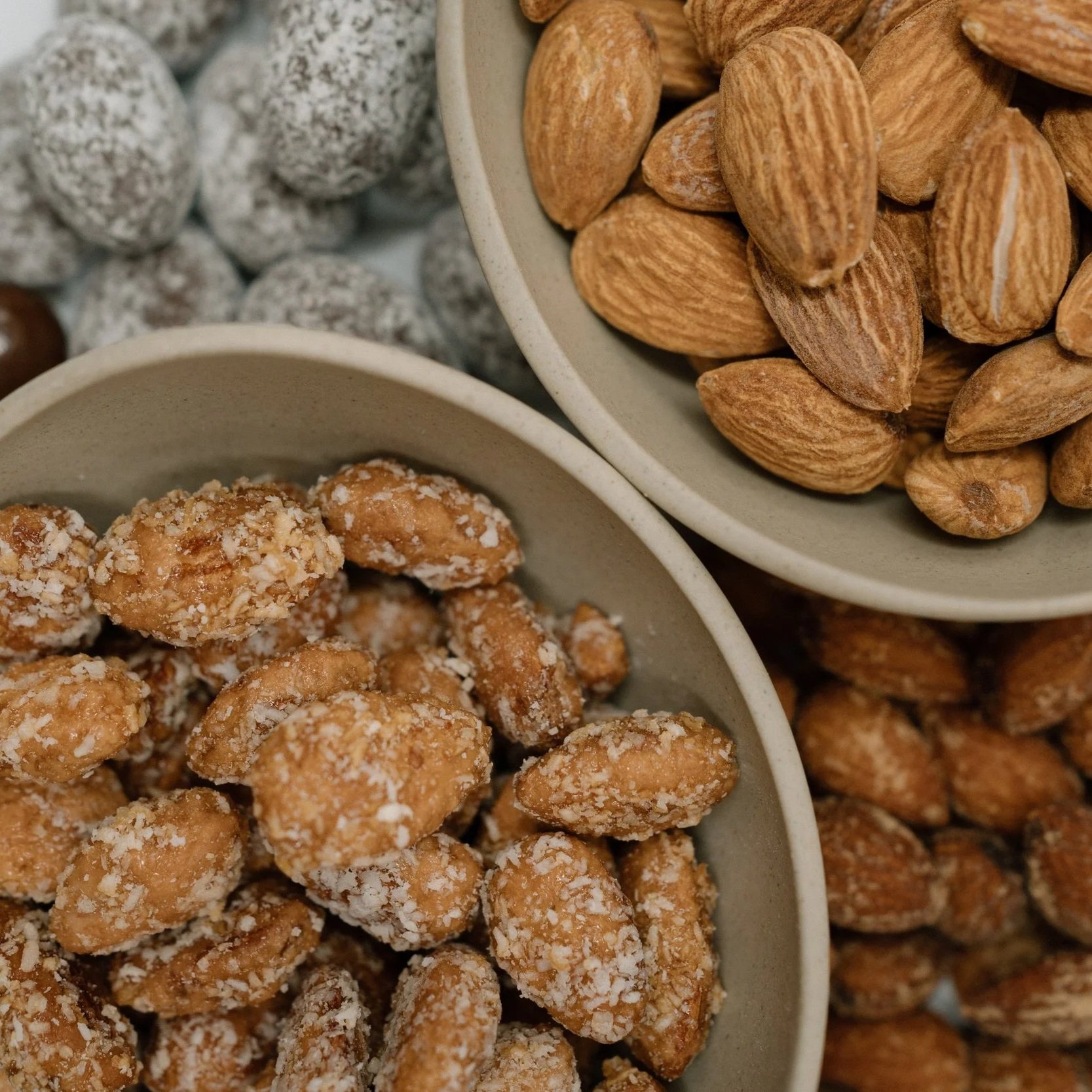 Close up image of almonds.