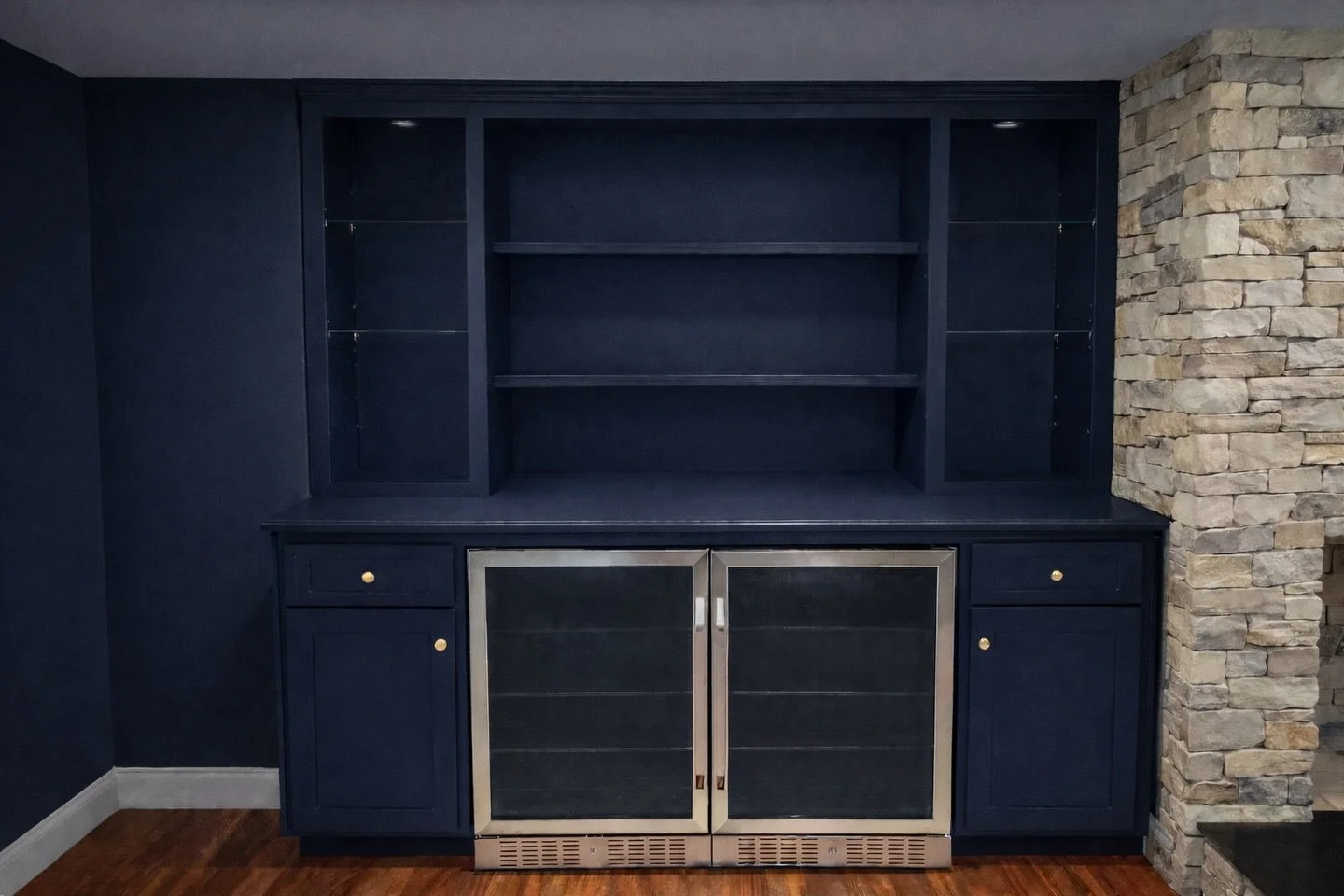 Go bold with a statement color on your custom built in home bar, you won&rsquo;t regret it. #bar#home #interiordesign #blueaesthetic #remodel