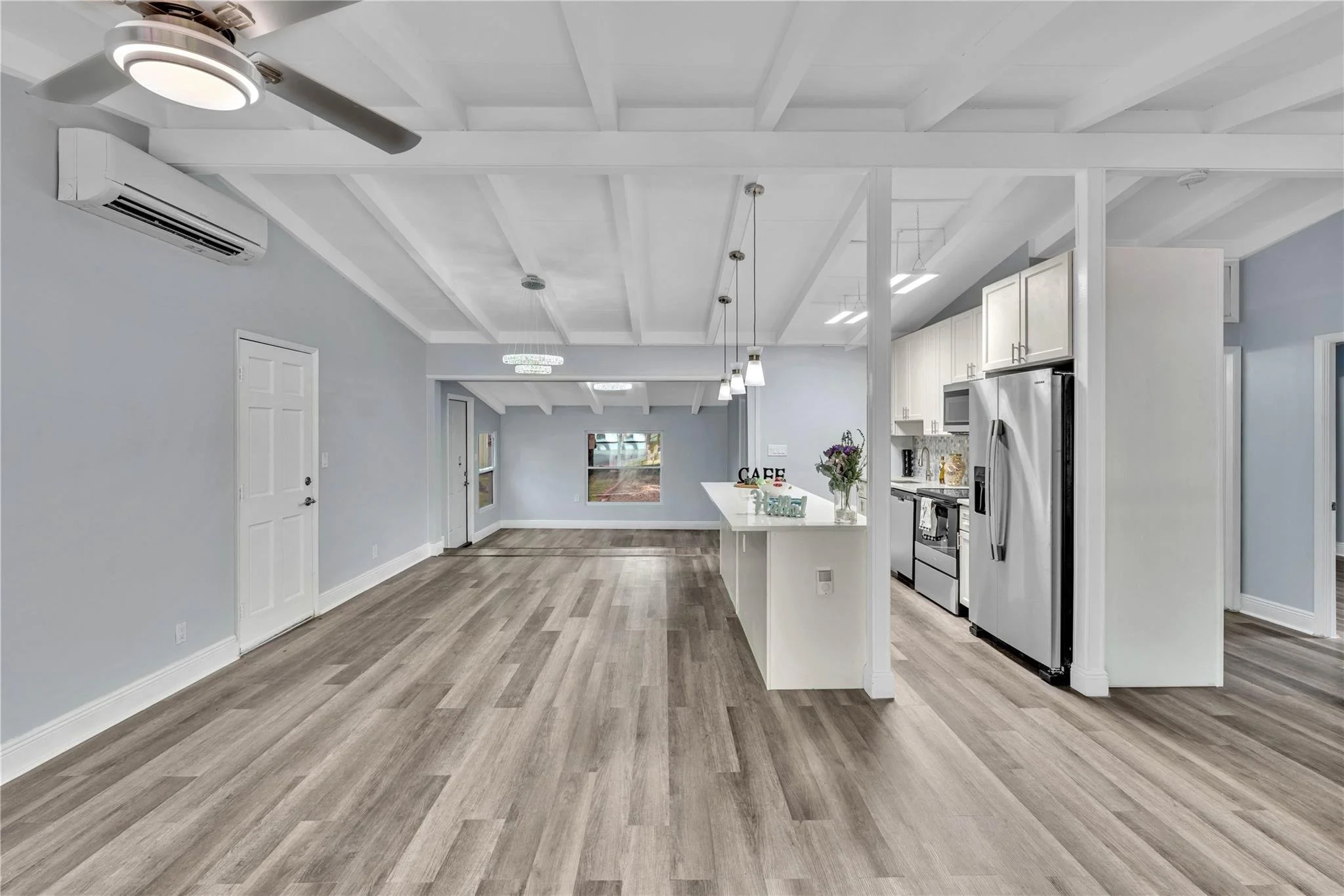 2448 ANDROSE LANE 5.jpg