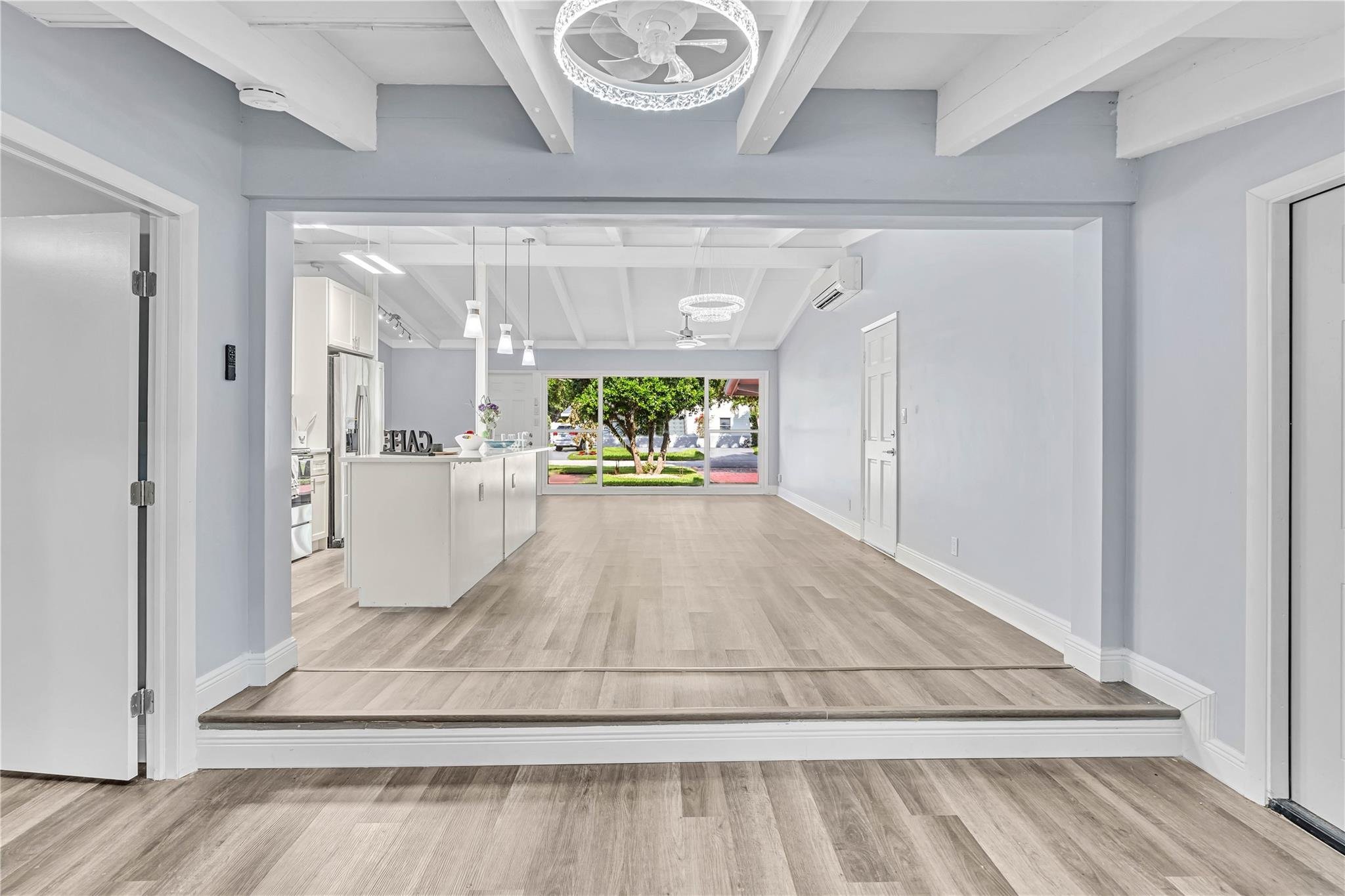 2448 ANDROSE LANE 7.jpg