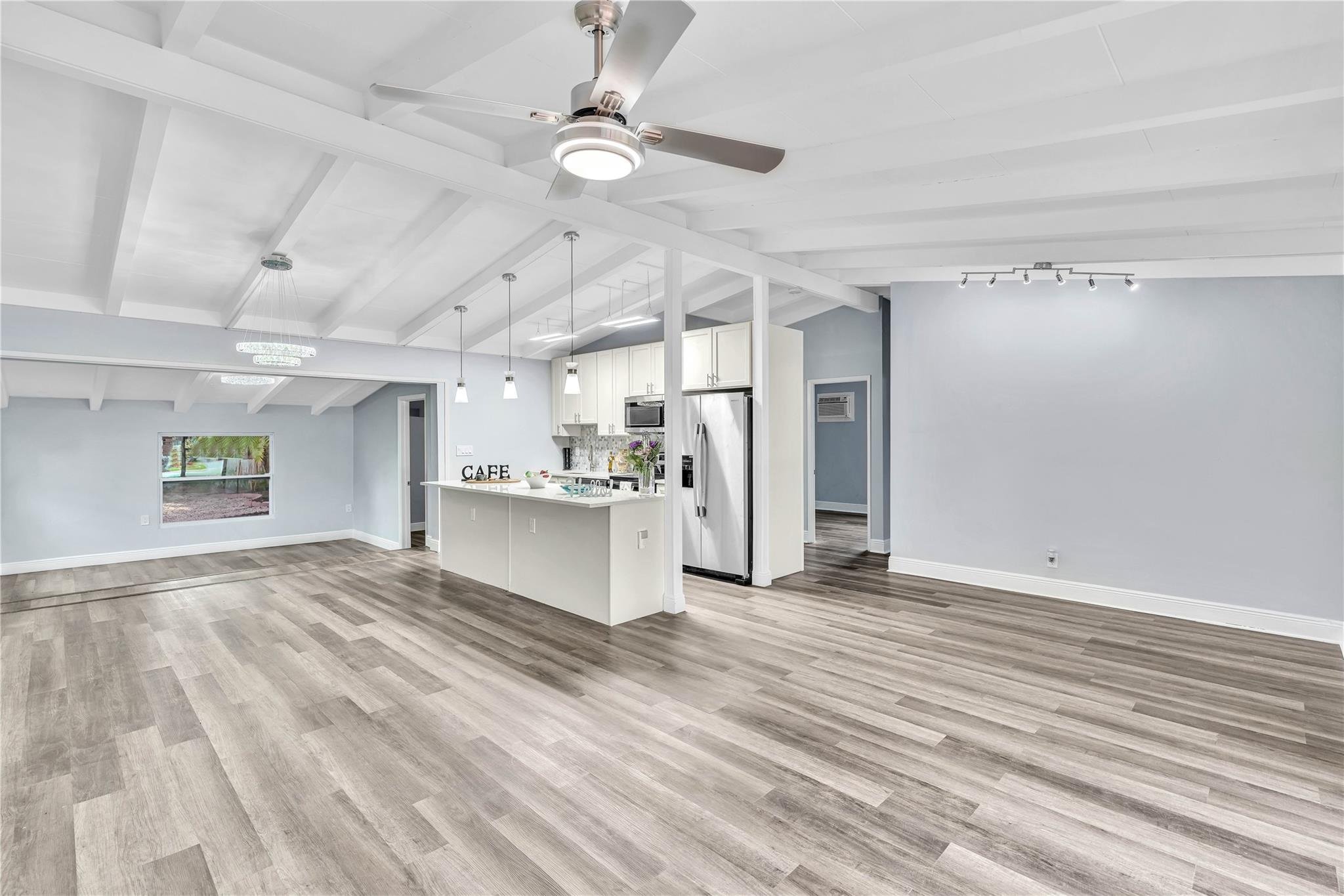 2448 ANDROSE LANE 6.jpg