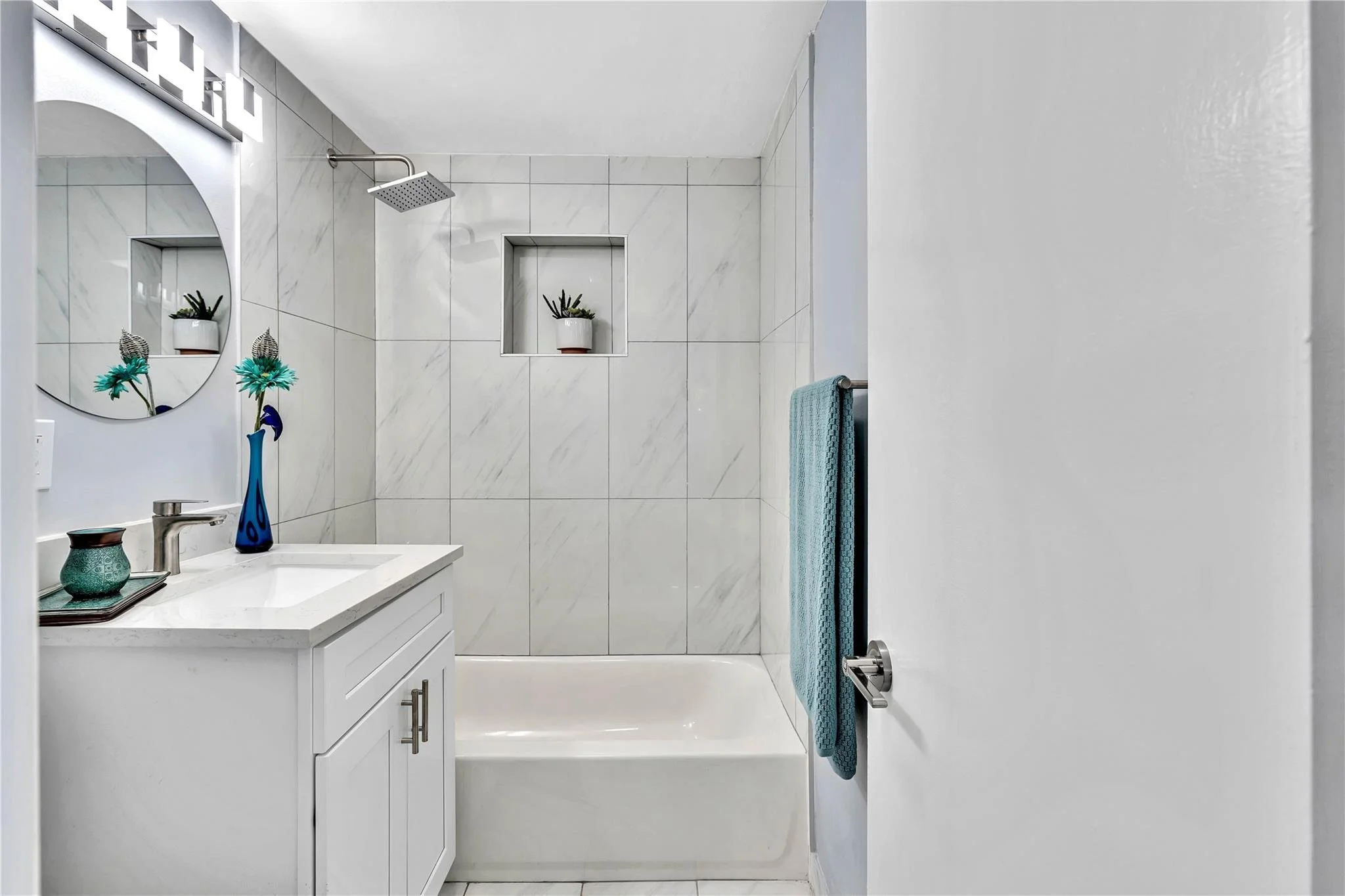2448 ANDROSE LANE 8.jpg