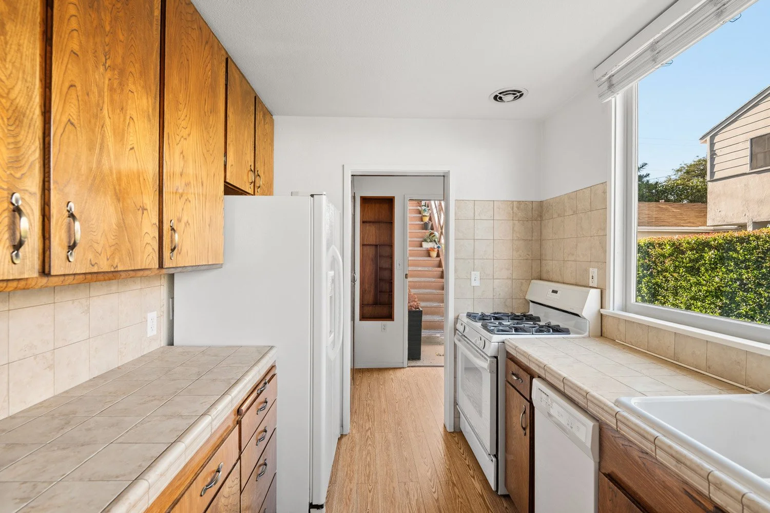 1621 Manning Ave.14.jpg
