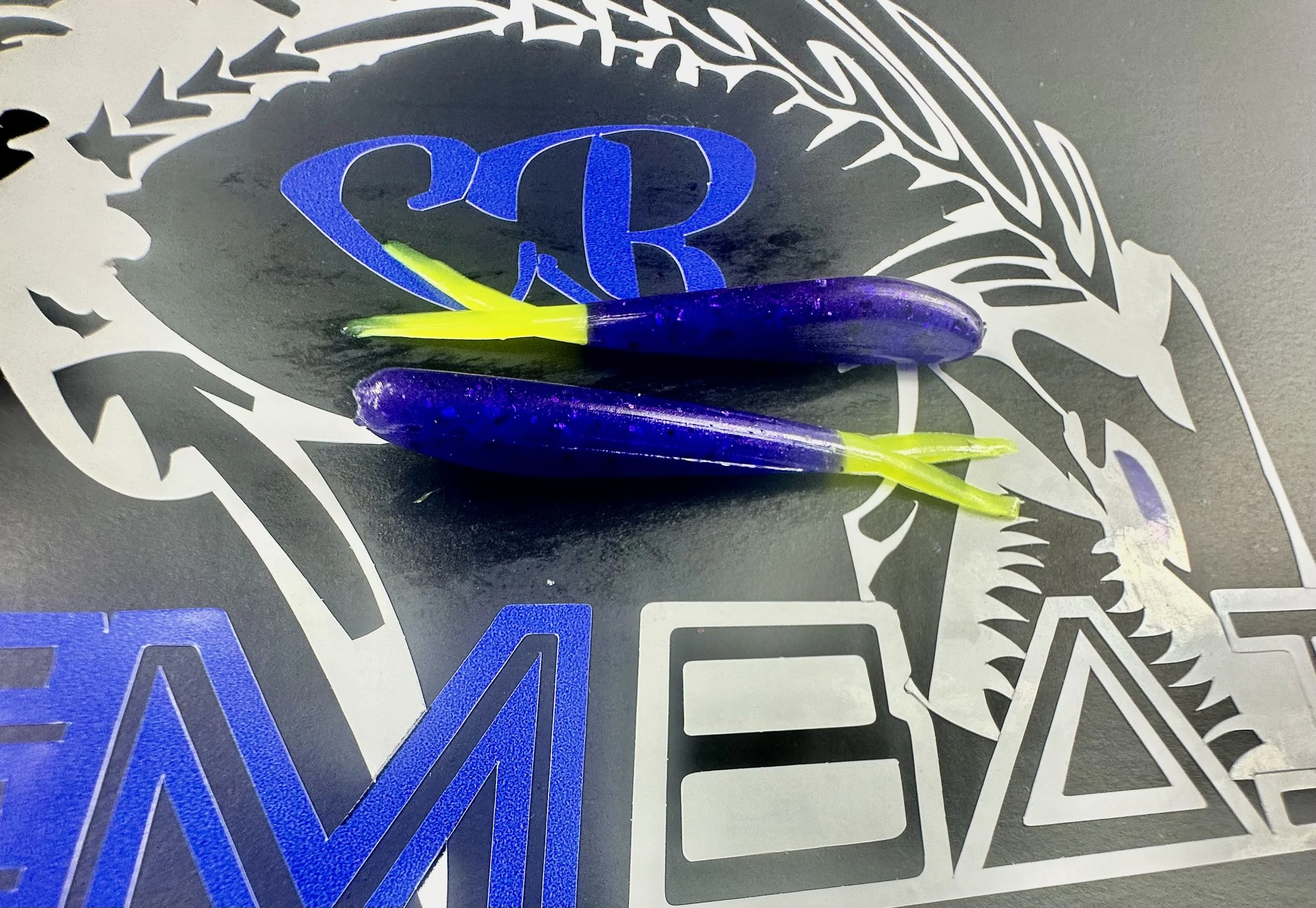 WILD GRAPE AND CHAR TAIL mini minner.jpg