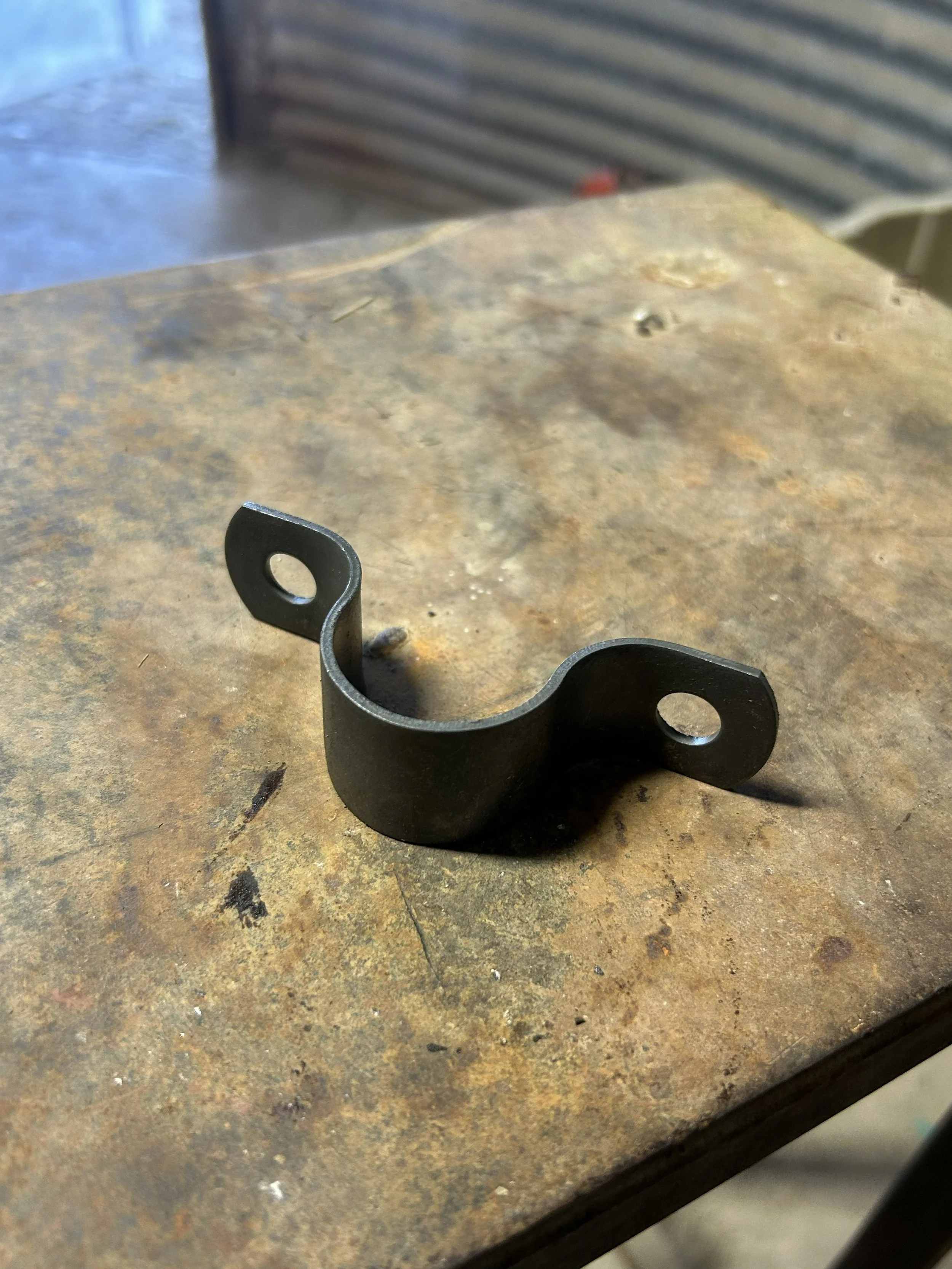 1 1/4" Fence Clip