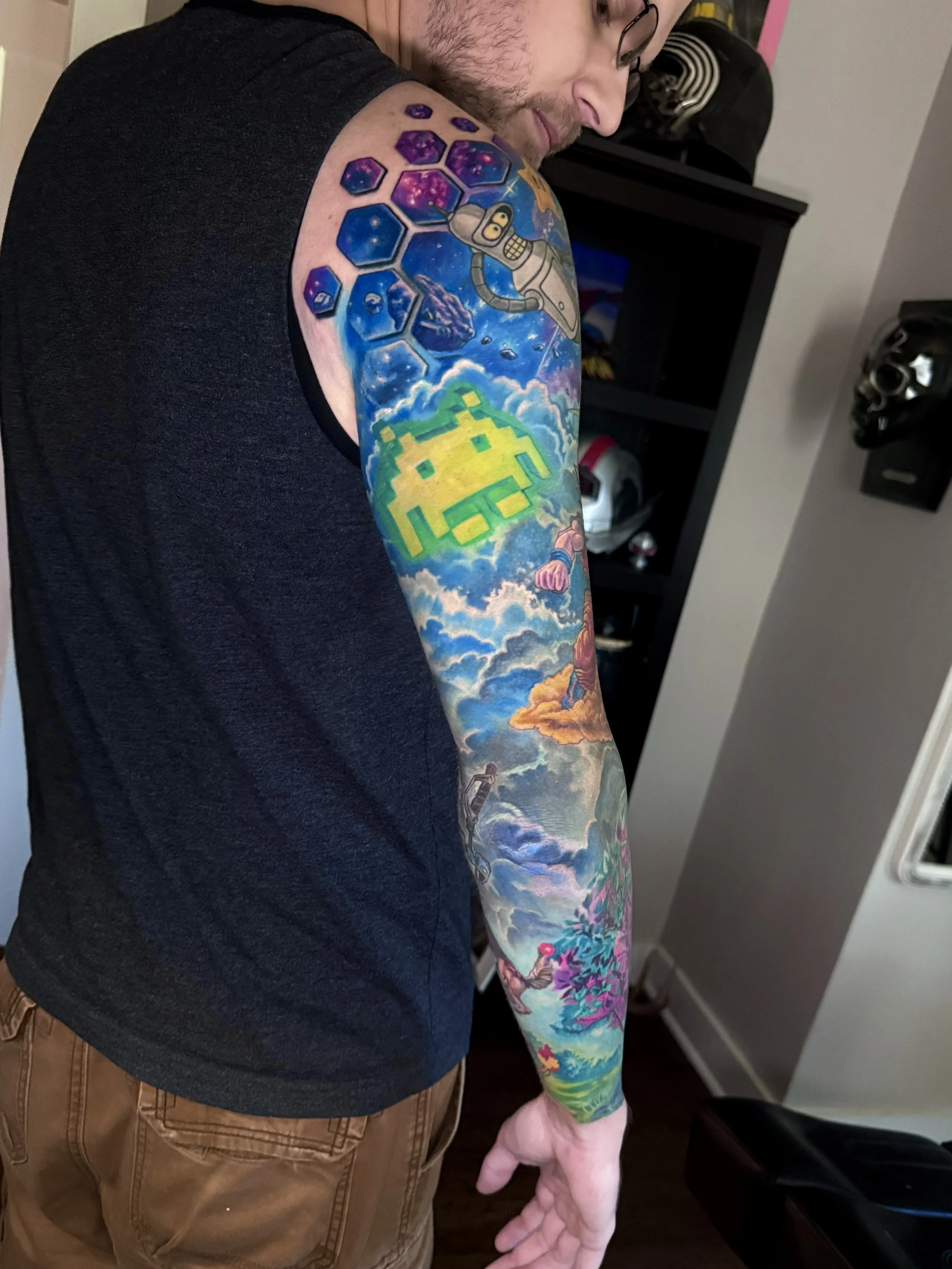 USED Aug 20 - Justin gamer sleeve5.jpg
