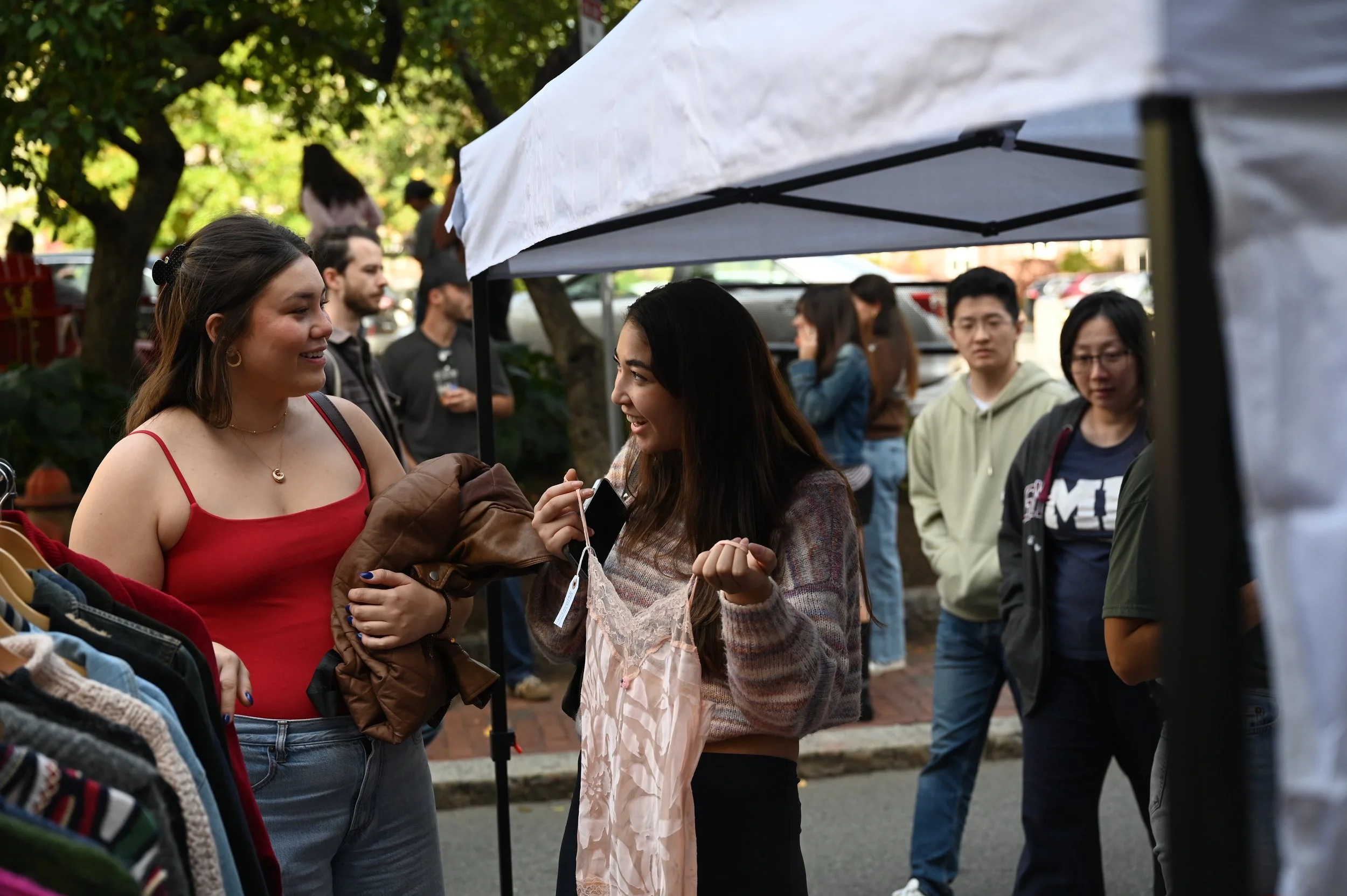 vintage shopping, fashion, boston, harvard square, thrifting