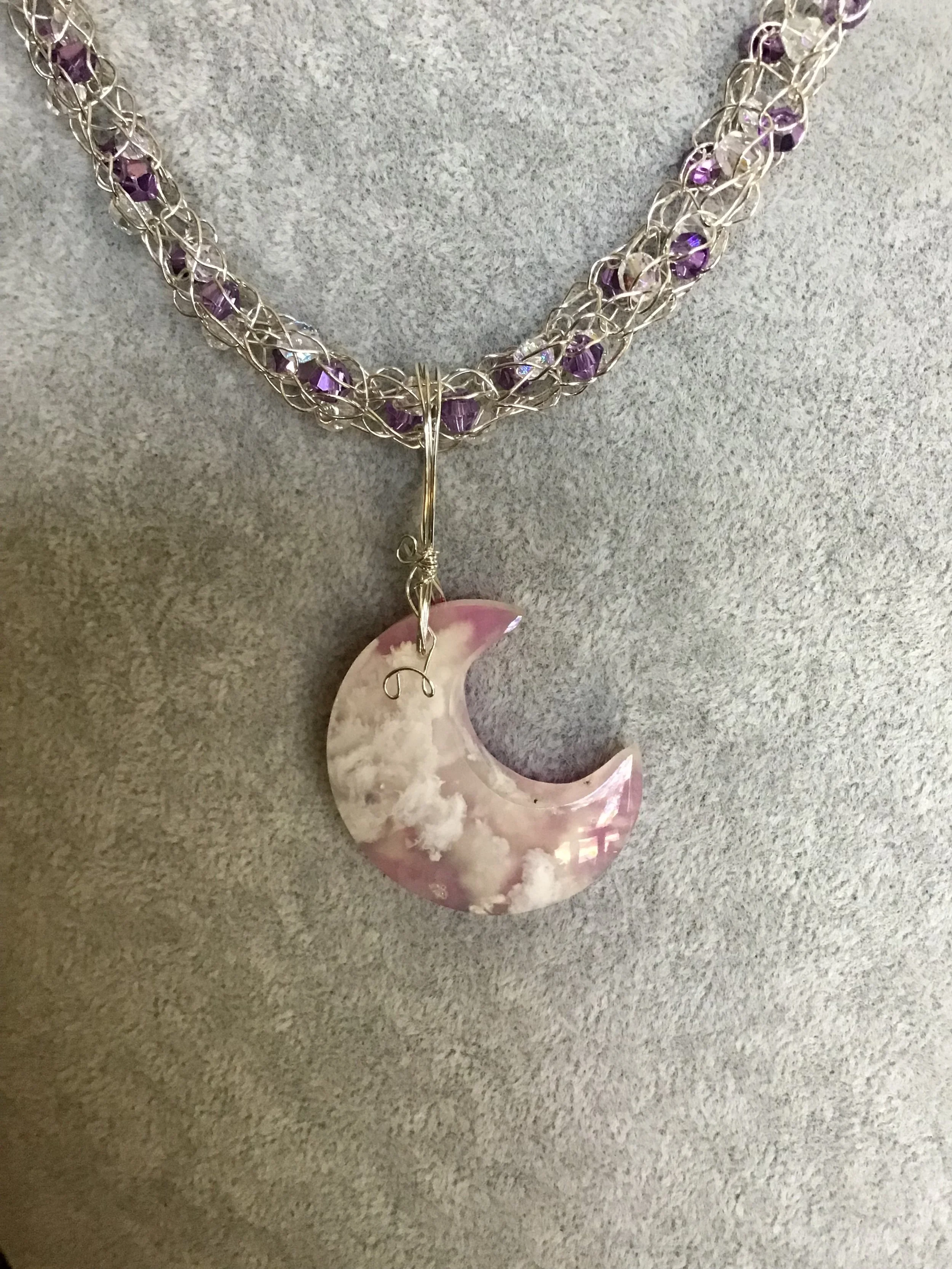 handmade necklace chain with Lace Agate gemstone pendant
