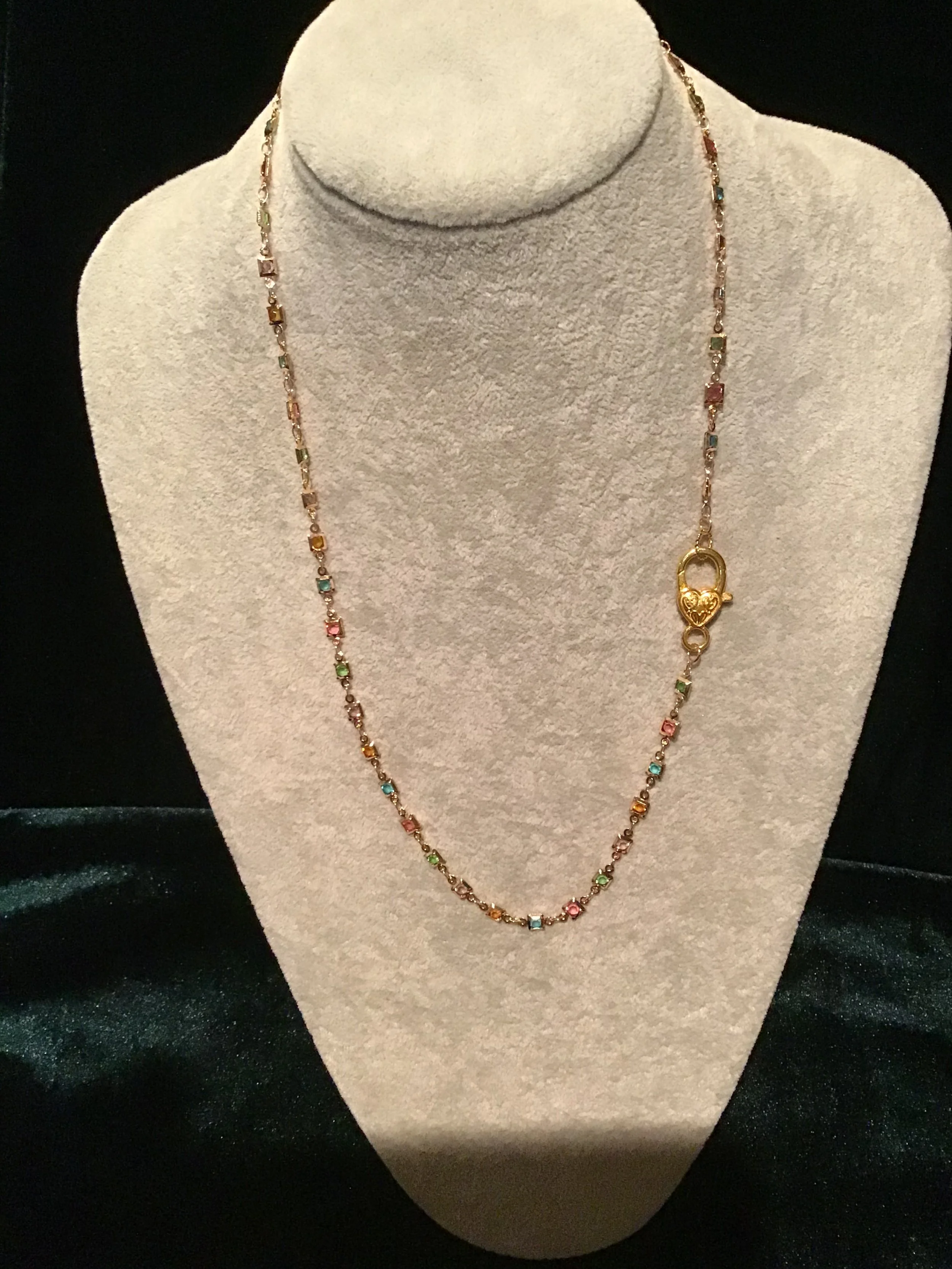 Sparkly Unique chain necklace.