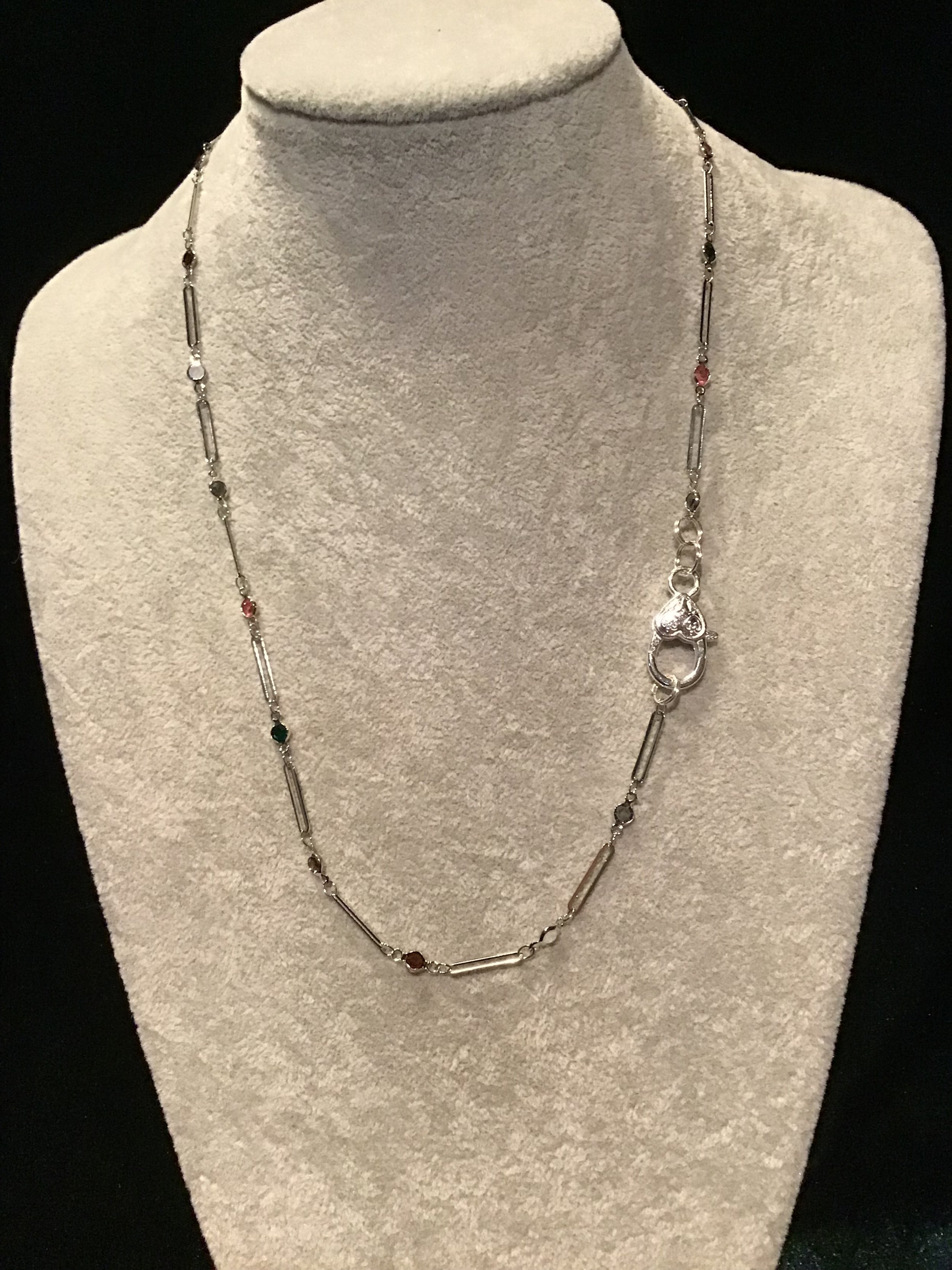 Sparkly Unique chain necklace.