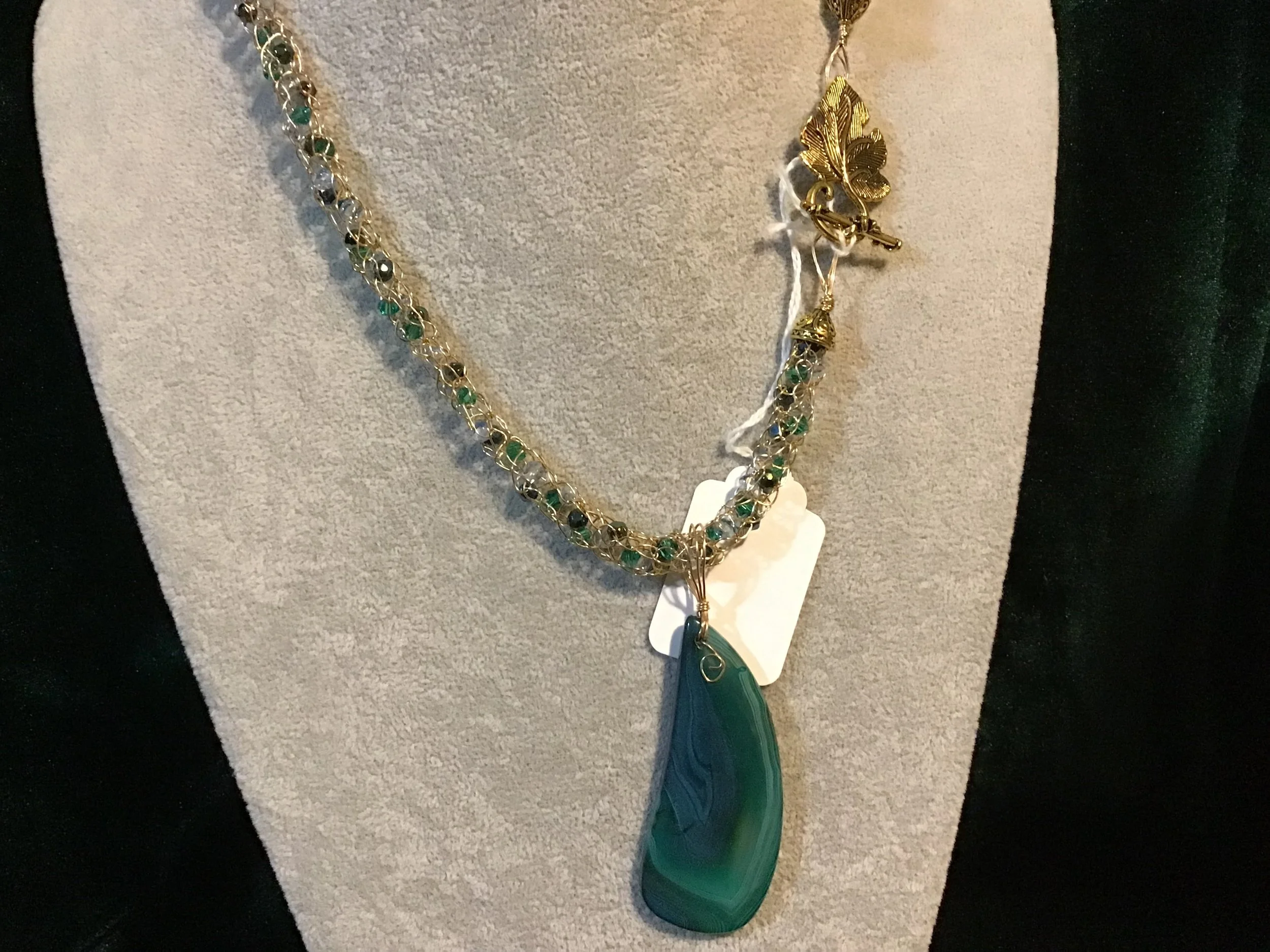 handmade necklace chain with gemstone pendant