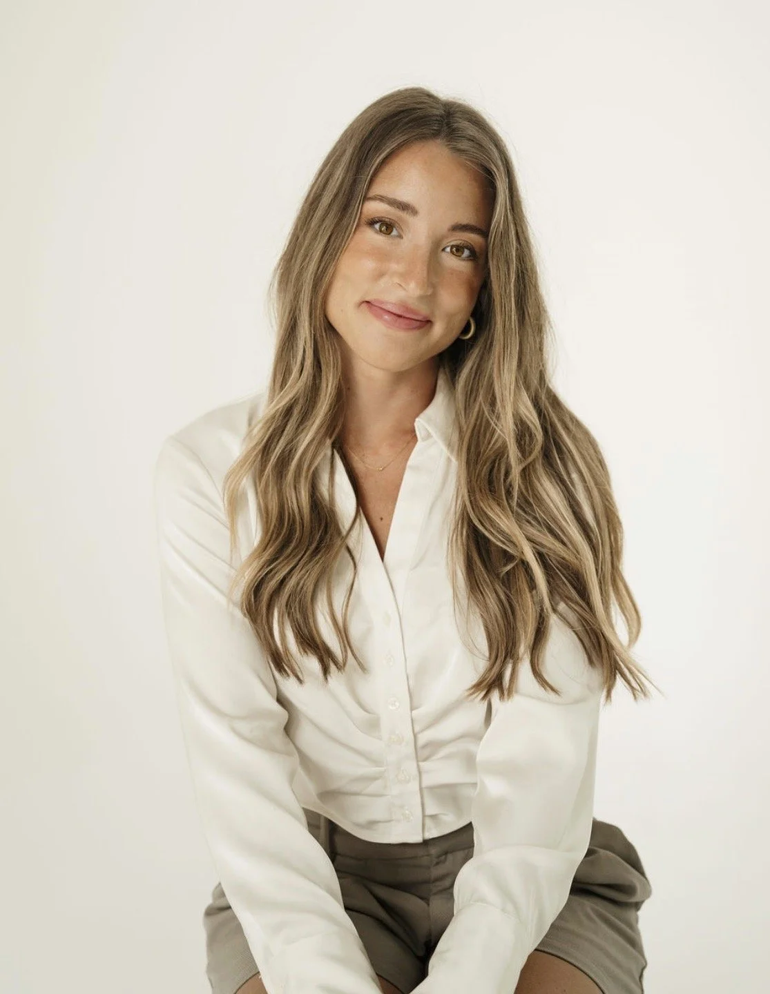 Emma Nelson, Nutrition by Emma, Registered Dietitian | Emma Nelson smiling at the camera