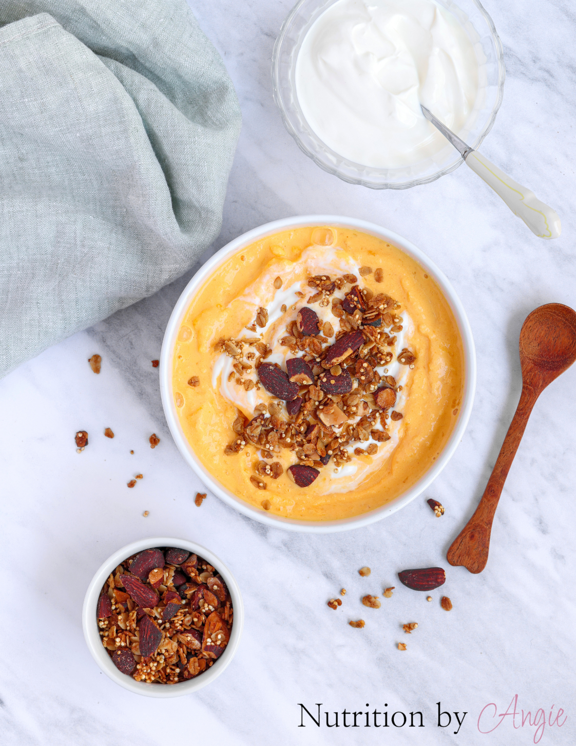 Carrot Mango Smoothie Bowl