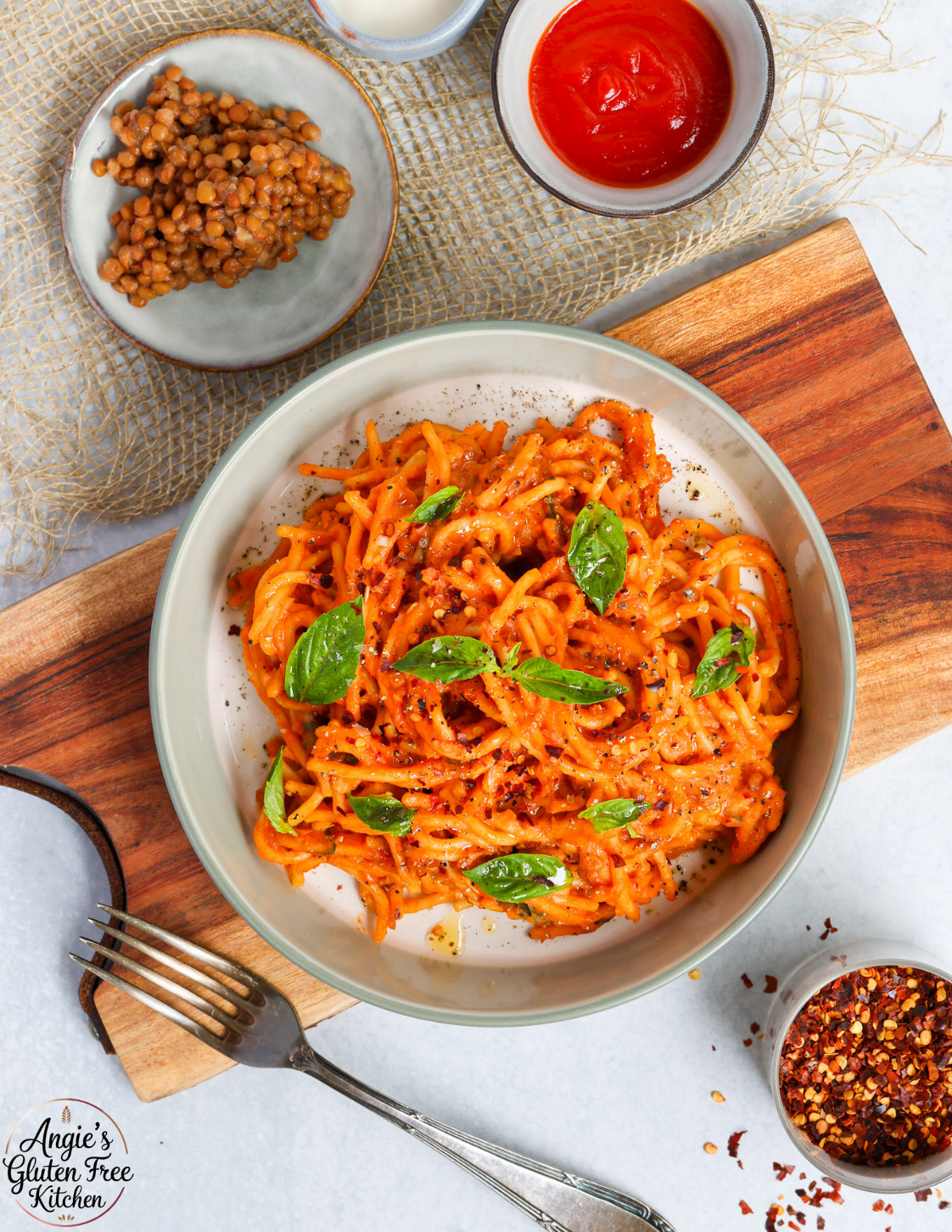 One-Pan Lentil Spaghetti