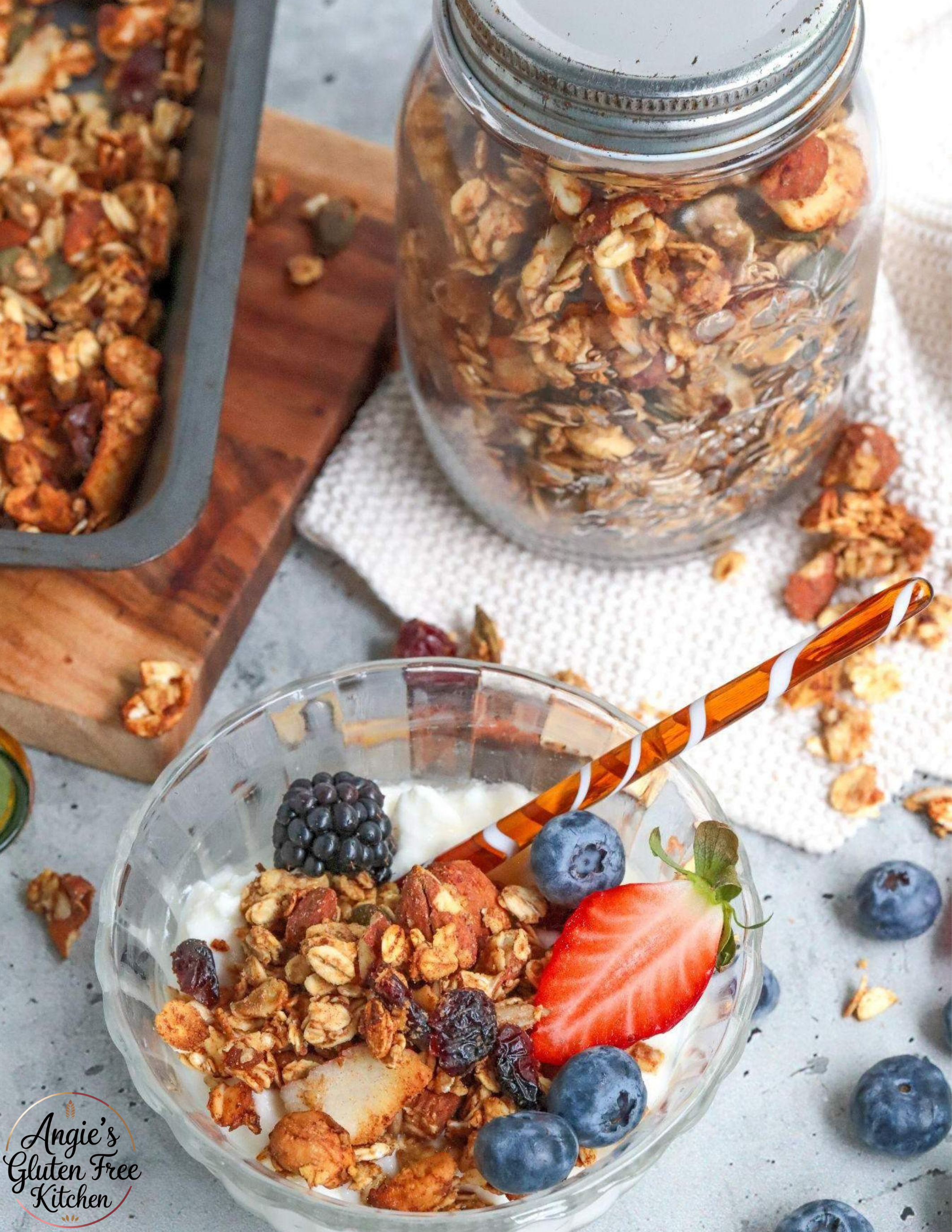 Tahini Granola